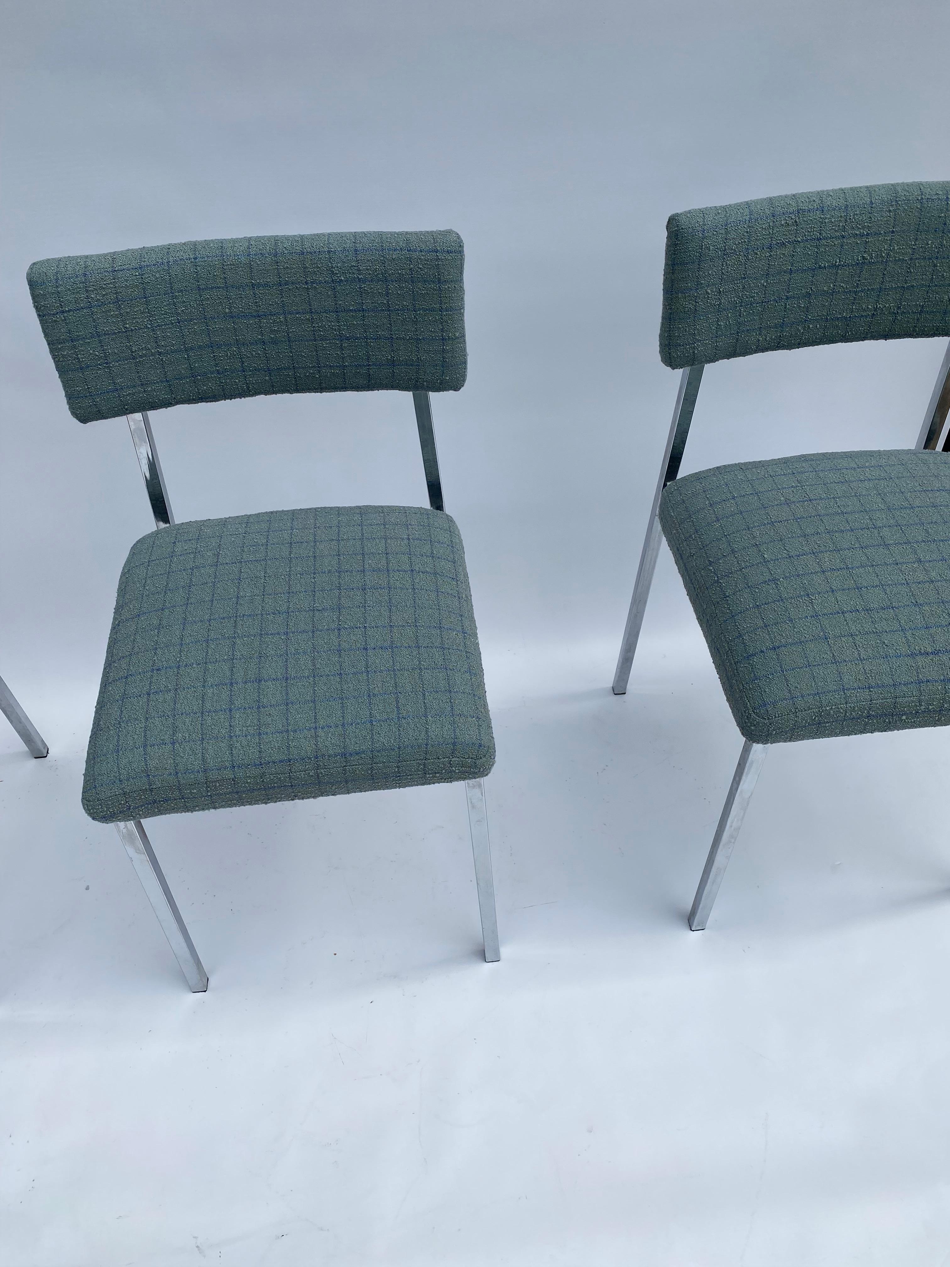 6 x Chrom Esszimmerstühle 1970er Boucle Modernistischer Vintage-Tisch Italienisch Regency (Ende des 20. Jahrhunderts) im Angebot