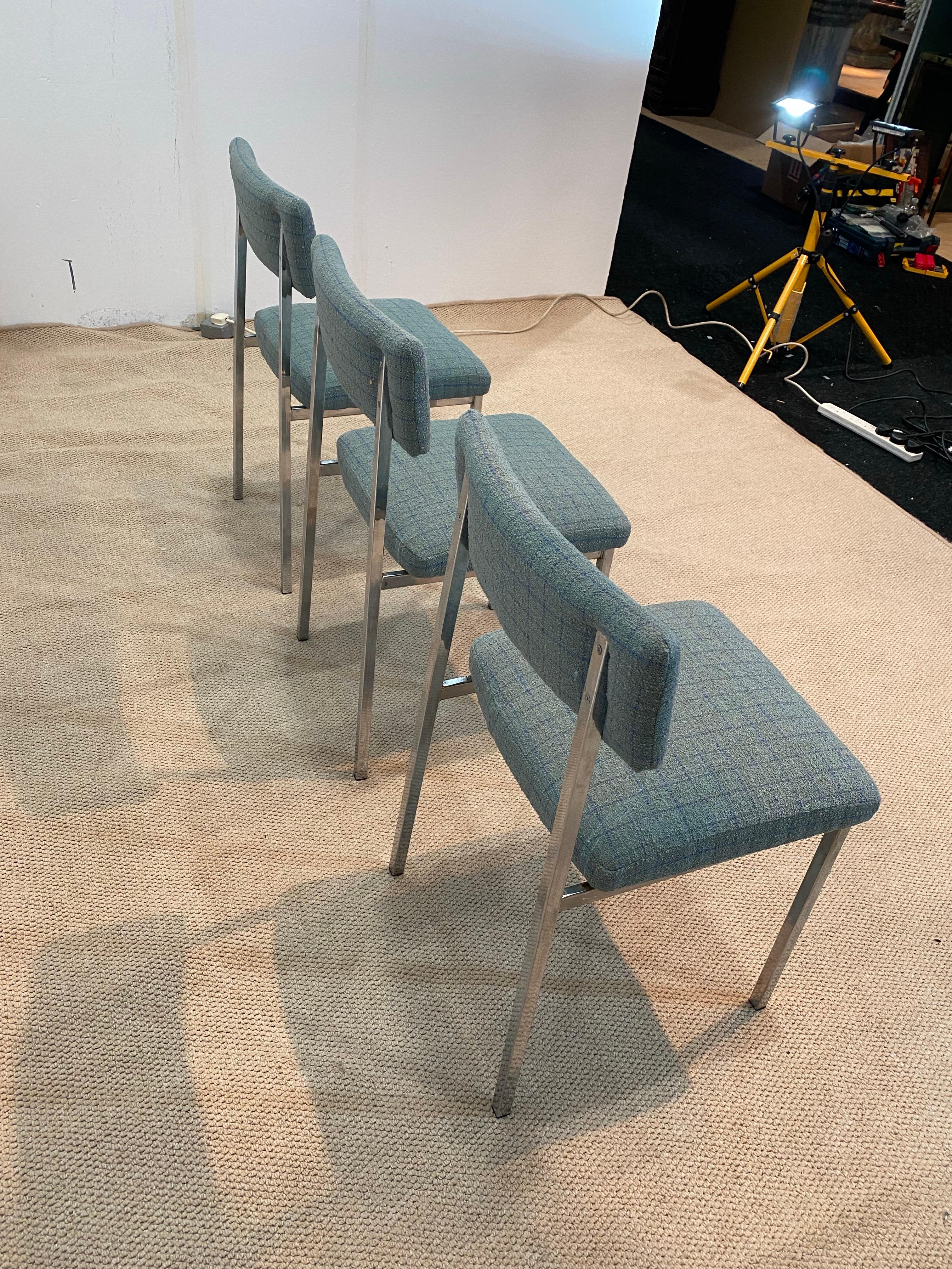 Acier 6 chaises de salle à manger chromées Boucle Modernist Vintage Table Italian Regency des années 1970 en vente