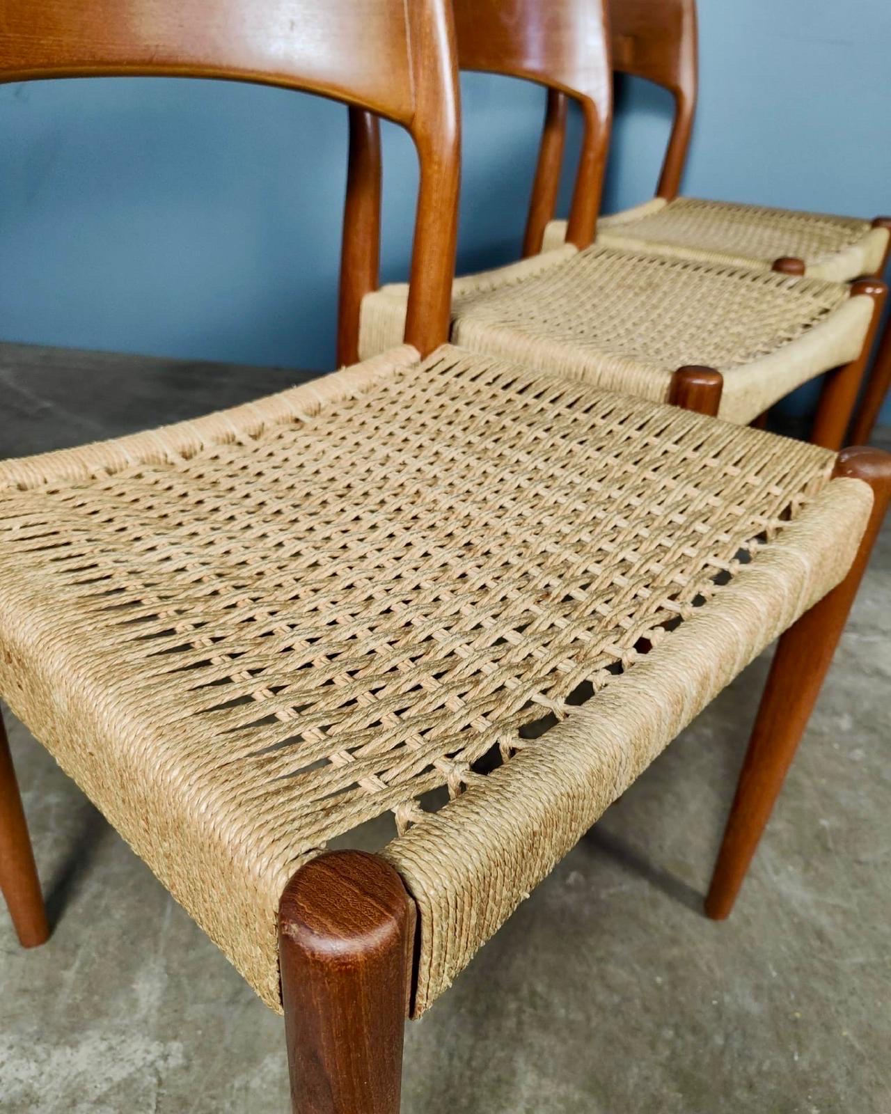 6 x Paper Cord Danish Dining Chairs By Arne Hovmand-Olsen For Mogens Kold 5