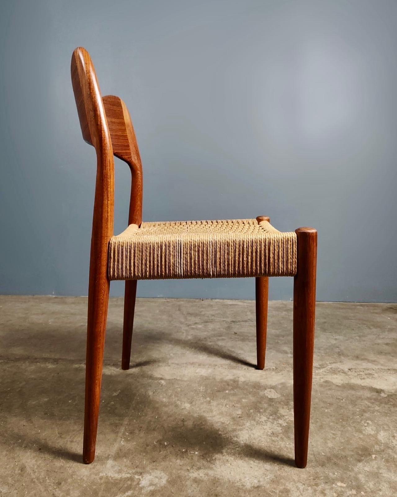 Mid-20th Century 6 x Paper Cord Danish Dining Chairs By Arne Hovmand-Olsen For Mogens Kold