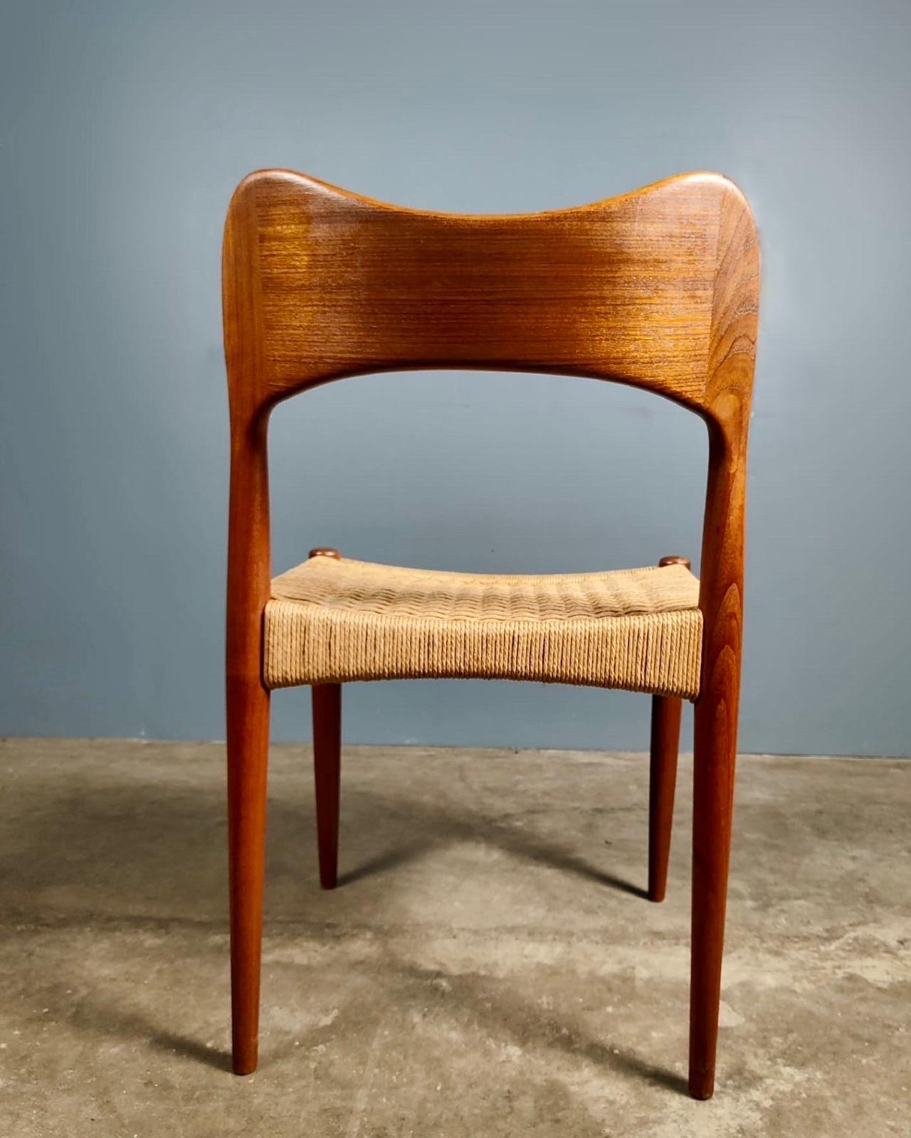6 x Paper Cord Danish Dining Chairs By Arne Hovmand-Olsen For Mogens Kold 1