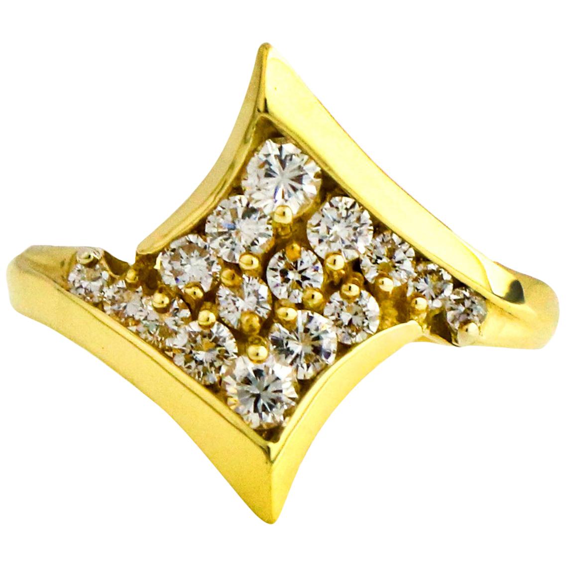 .60 Carat 18 Karat Yellow Gold Diamond Fashion Ring For Sale