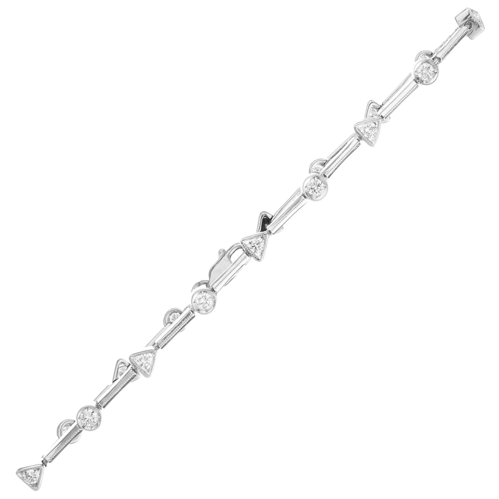 .60 Karat Diamantröhre Weißgold A Link-Armband im Zustand „Hervorragend“ im Angebot in Stamford, CT