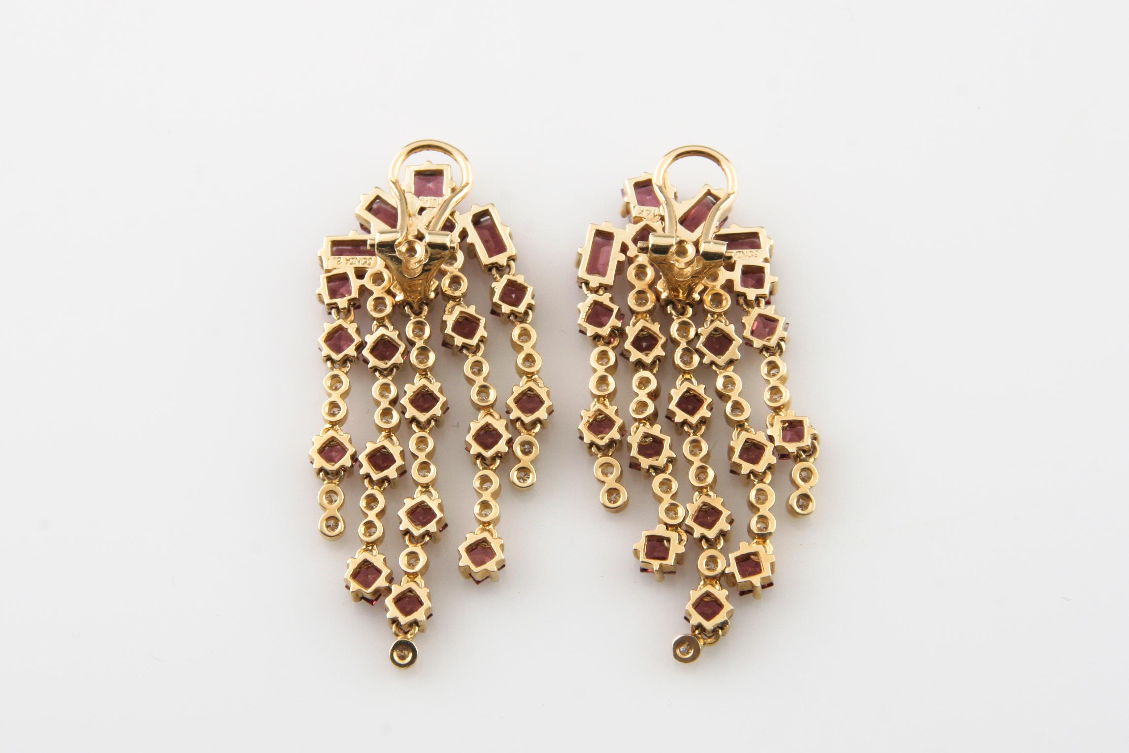 Modern 6.0 Carat Garnet and Diamond Chandelier Earrings in Yellow Gold with Cert