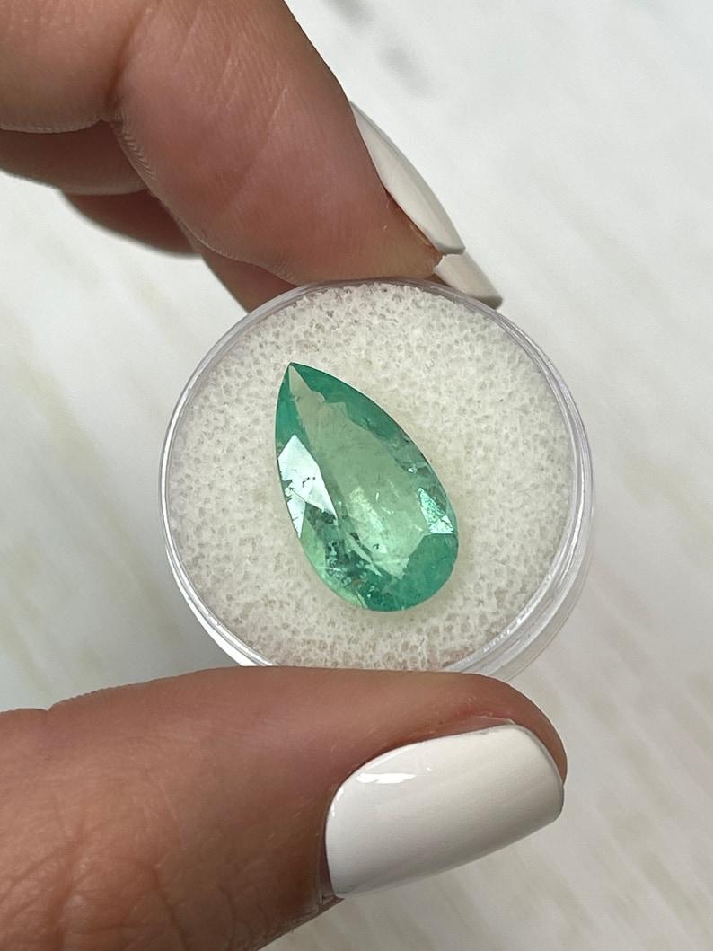 Esmeralda colombiana verde clara de 6,0 quilates - Piedra de nacimiento de mayo auténtica talla pera Corte pera en venta