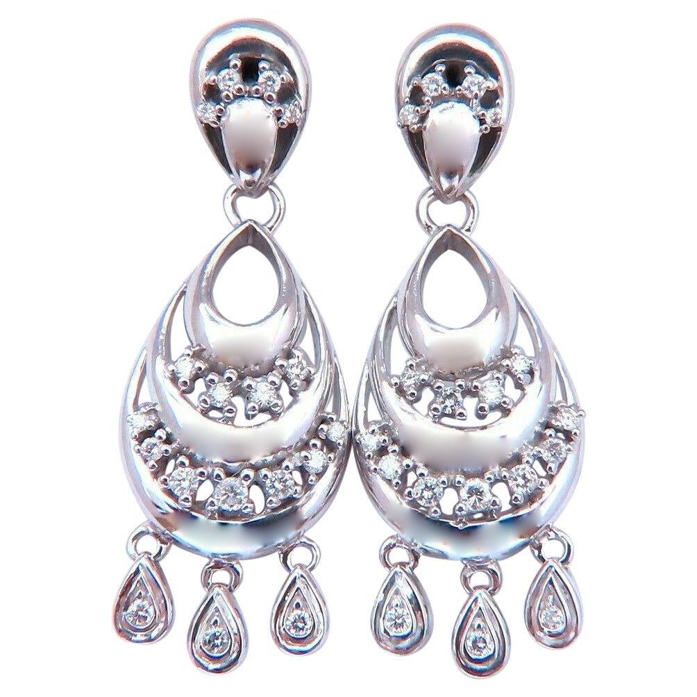 0,60 Karat natürlicher Diamant Halbsichelförmige Hängeohrringe 14kt im Angebot