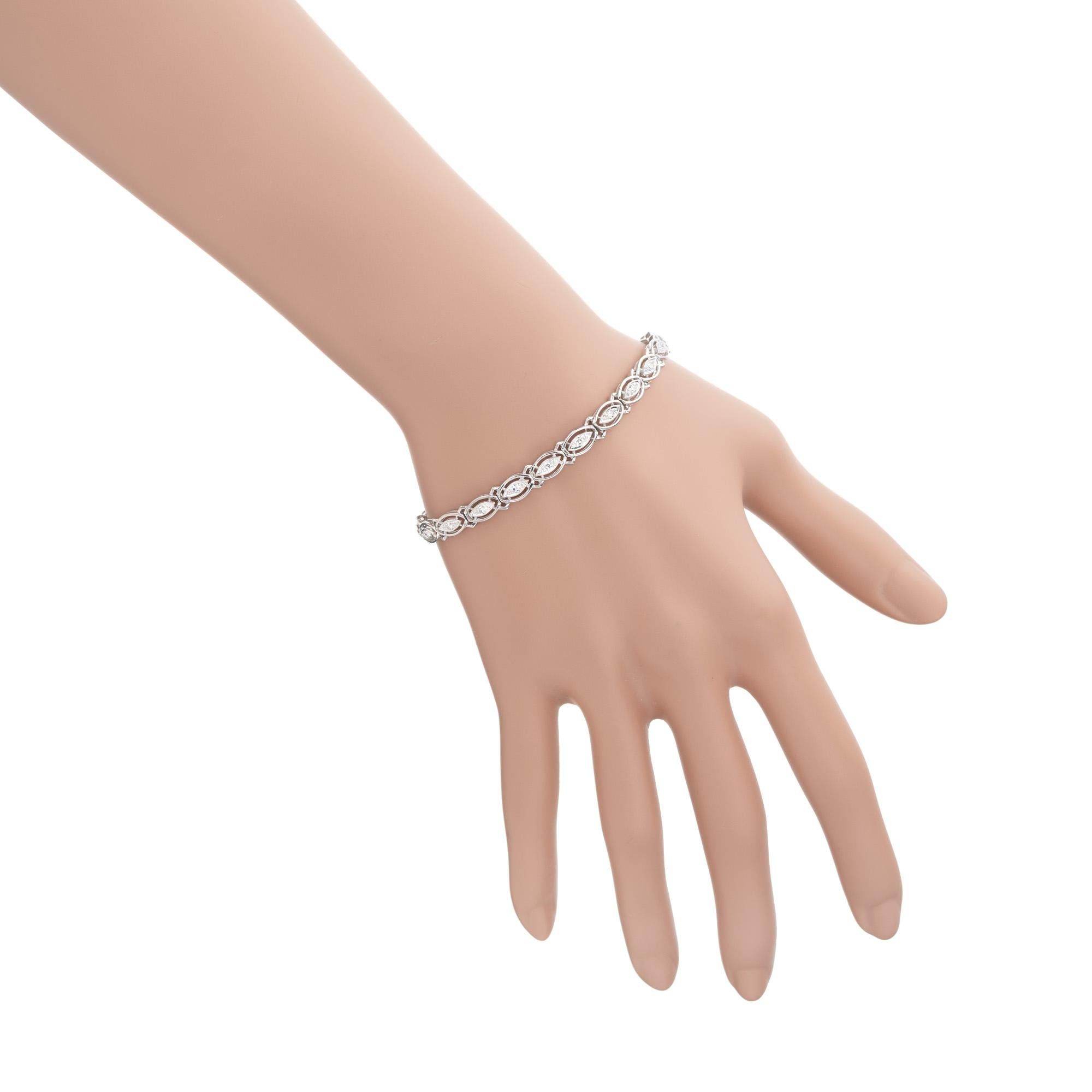 .60 Carat Round Diamond White Gold Link Bracelet  For Sale 1