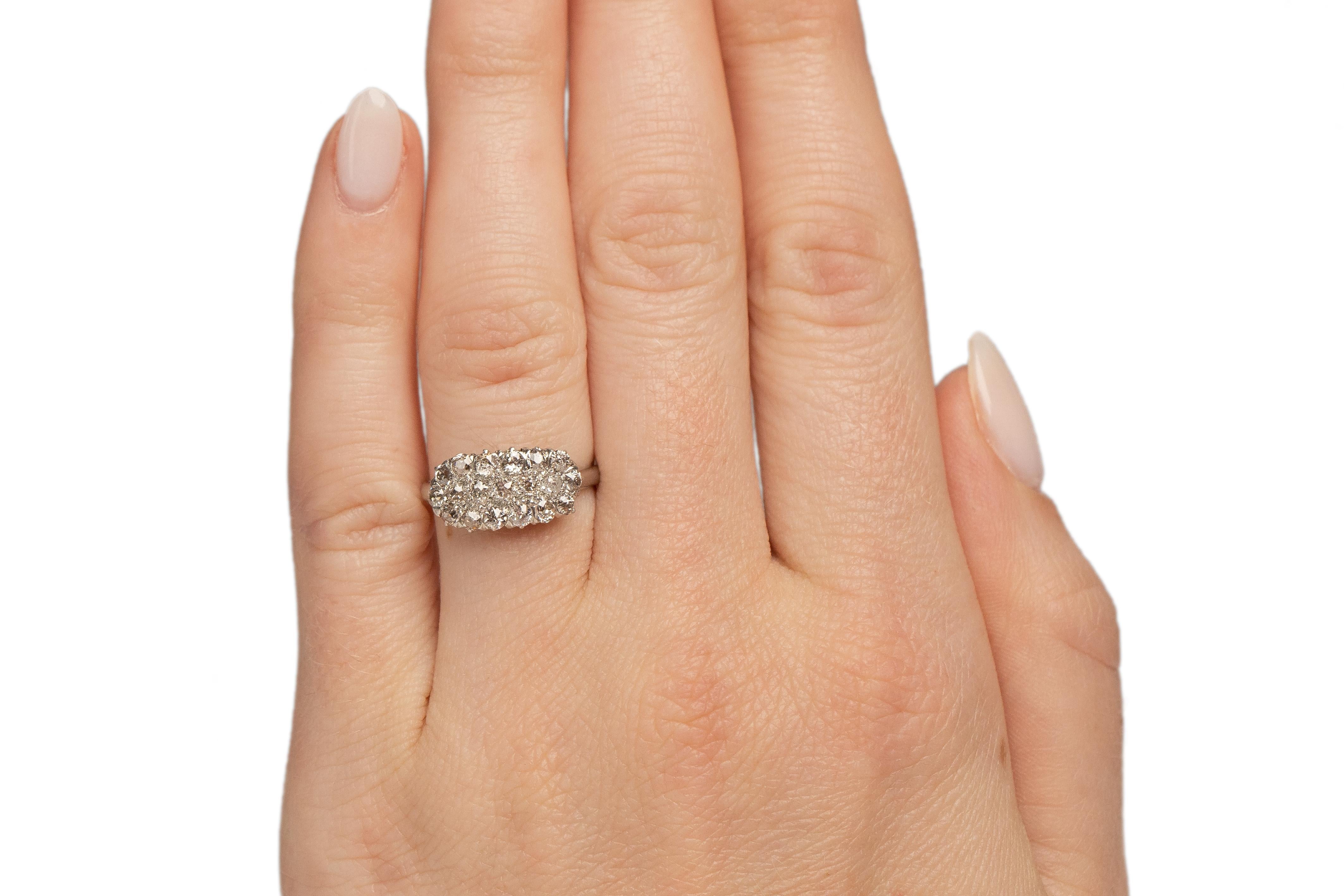 Bague de fiançailles édouardienne en platine avec diamants d'un poids total de 0,60 carat Bon état - En vente à Hicksville, NY