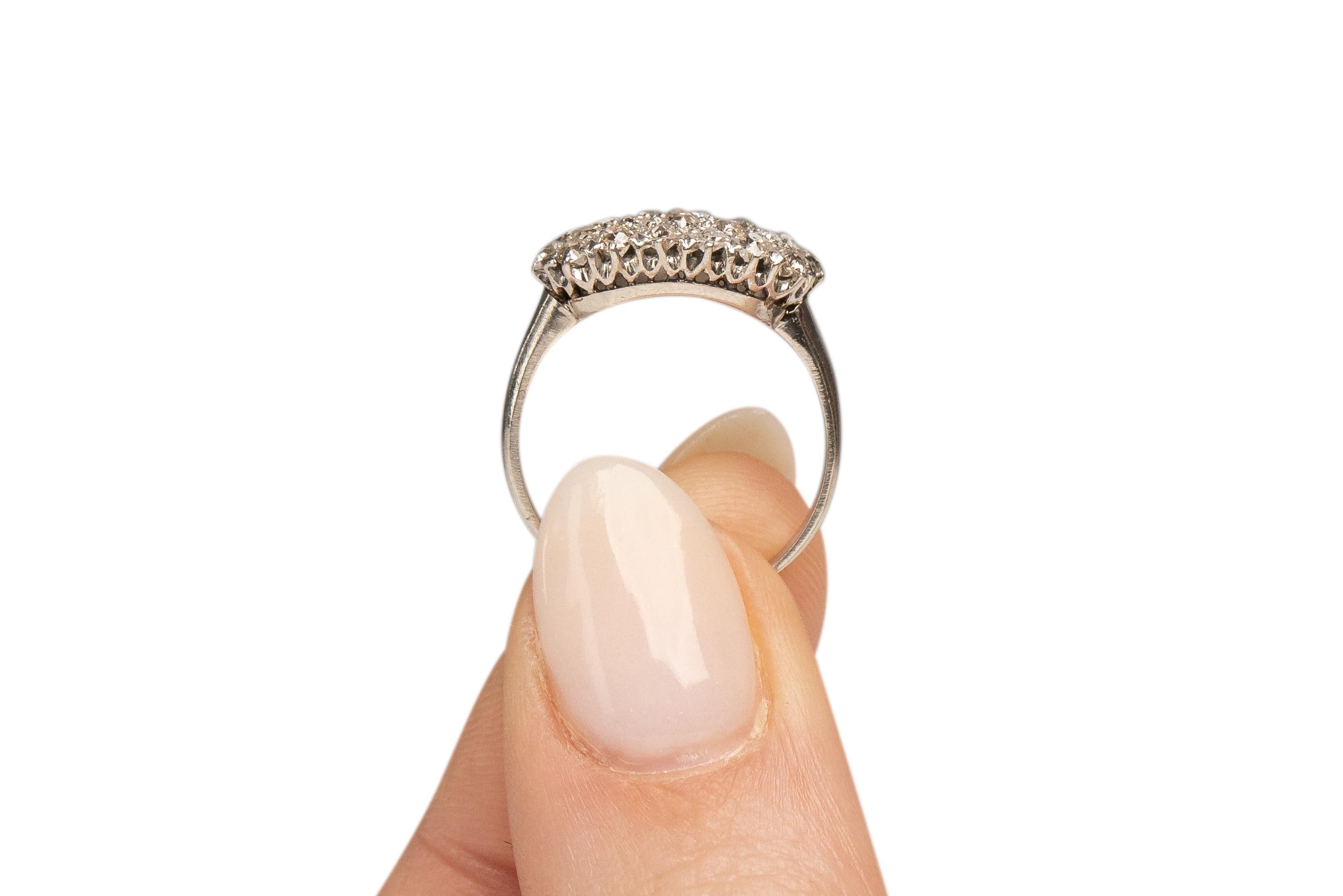 Bague de fiançailles édouardienne en platine avec diamants d'un poids total de 0,60 carat en vente 2