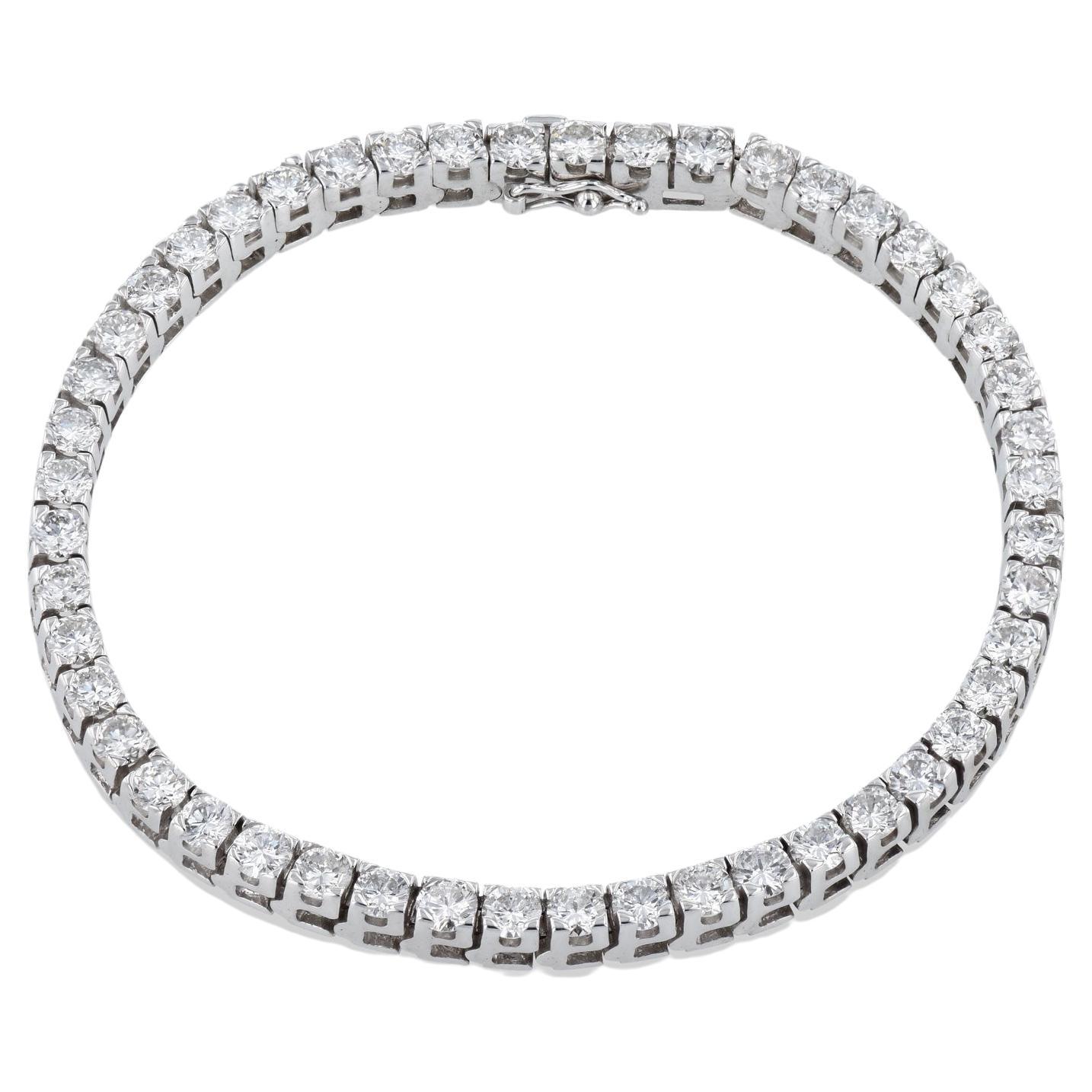 6.0 Carat White Gold Diamond Estate Tennis Bracelet For Sale