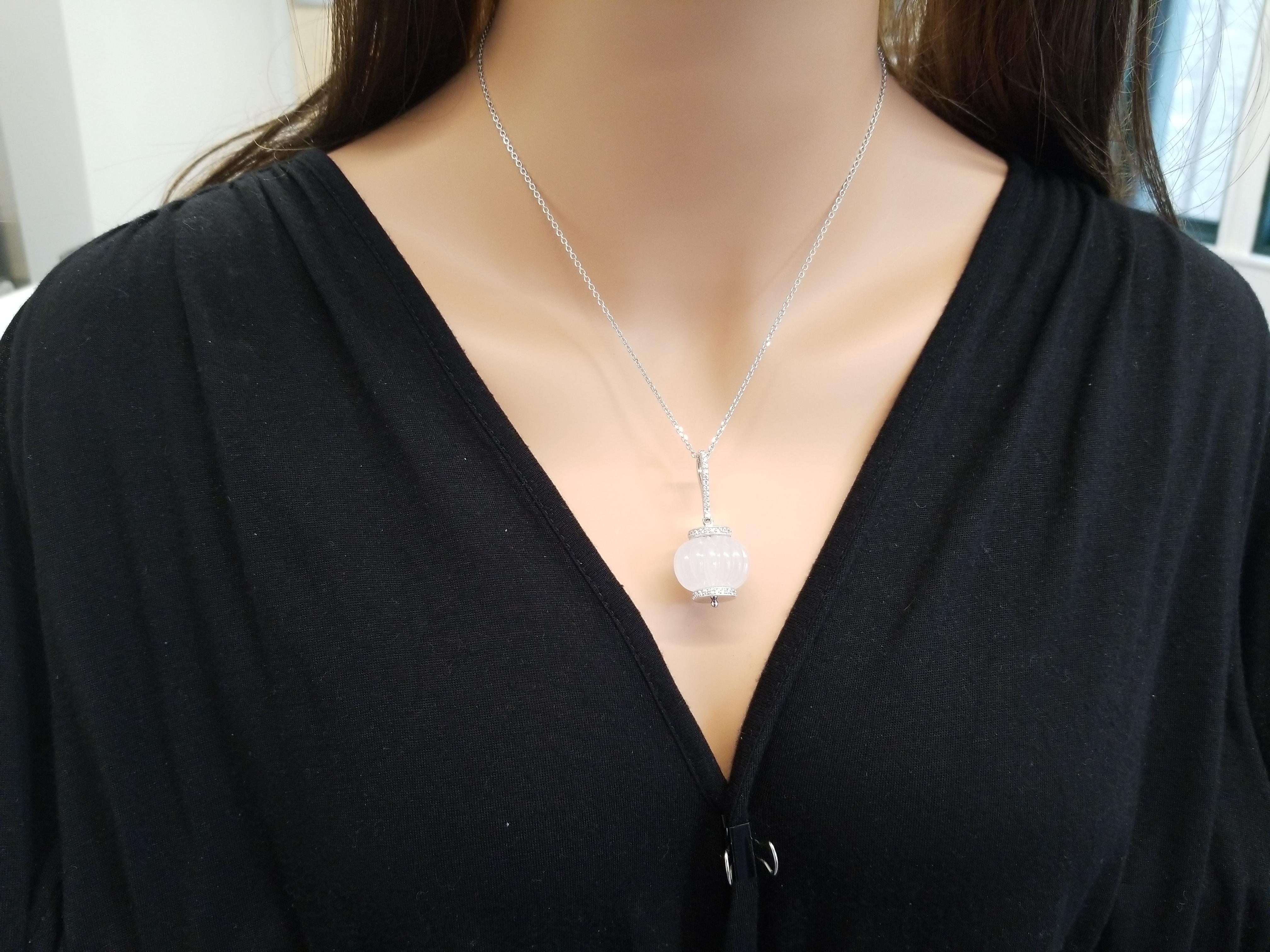 60 Carat White Quartz Gemstone and Diamond Pendant Necklace in 14 Karat Gold In New Condition In Chicago, IL