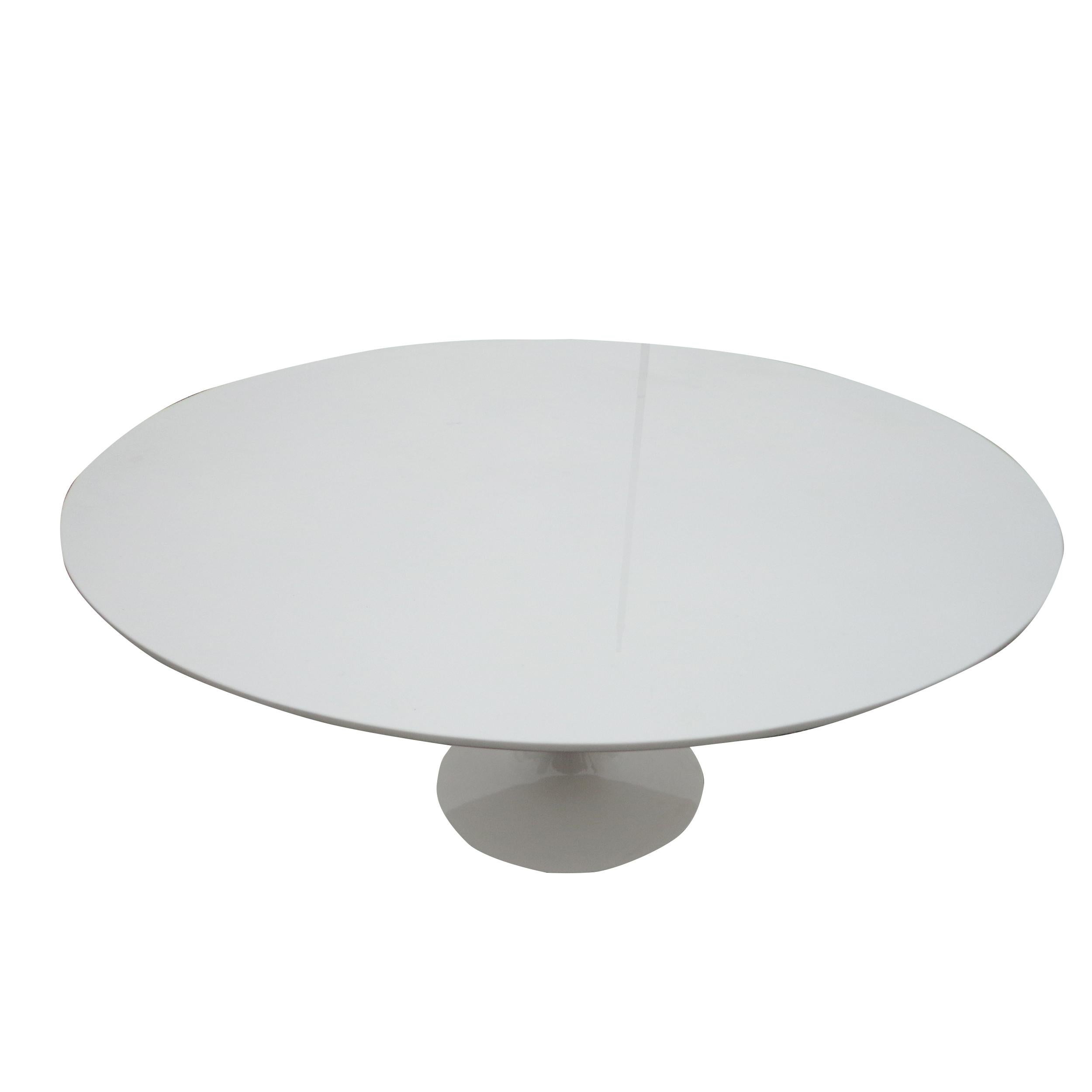 60? Knoll Saarinen table with custom top

Iconic, classic vintage table designed by Eero Saarinen for Knoll International. 
Custom ceramic top. In very good original condition, showing light cosmetic wear, normal and consistent with age.
 