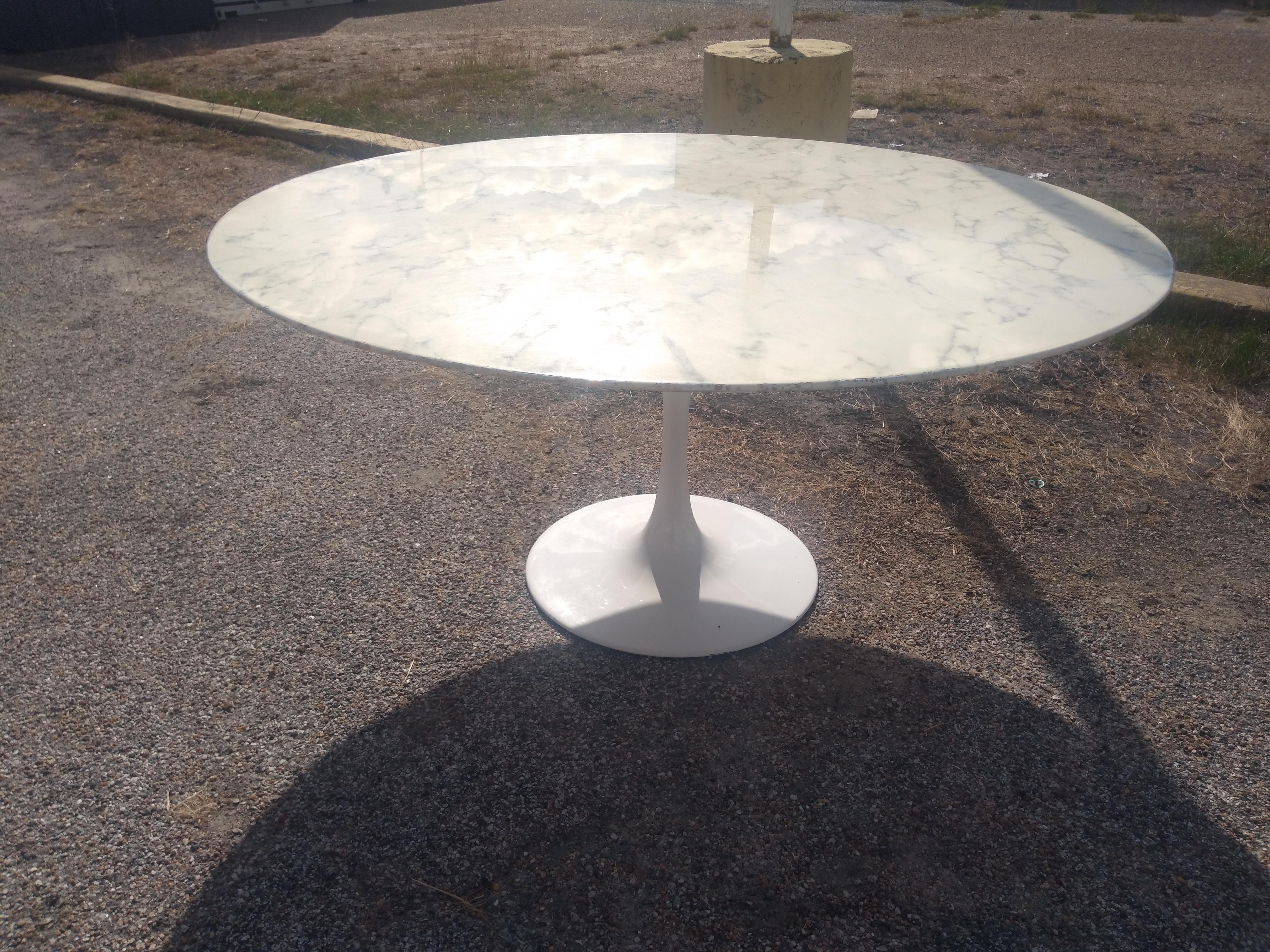 Mesa de Comedor Tulip de 60