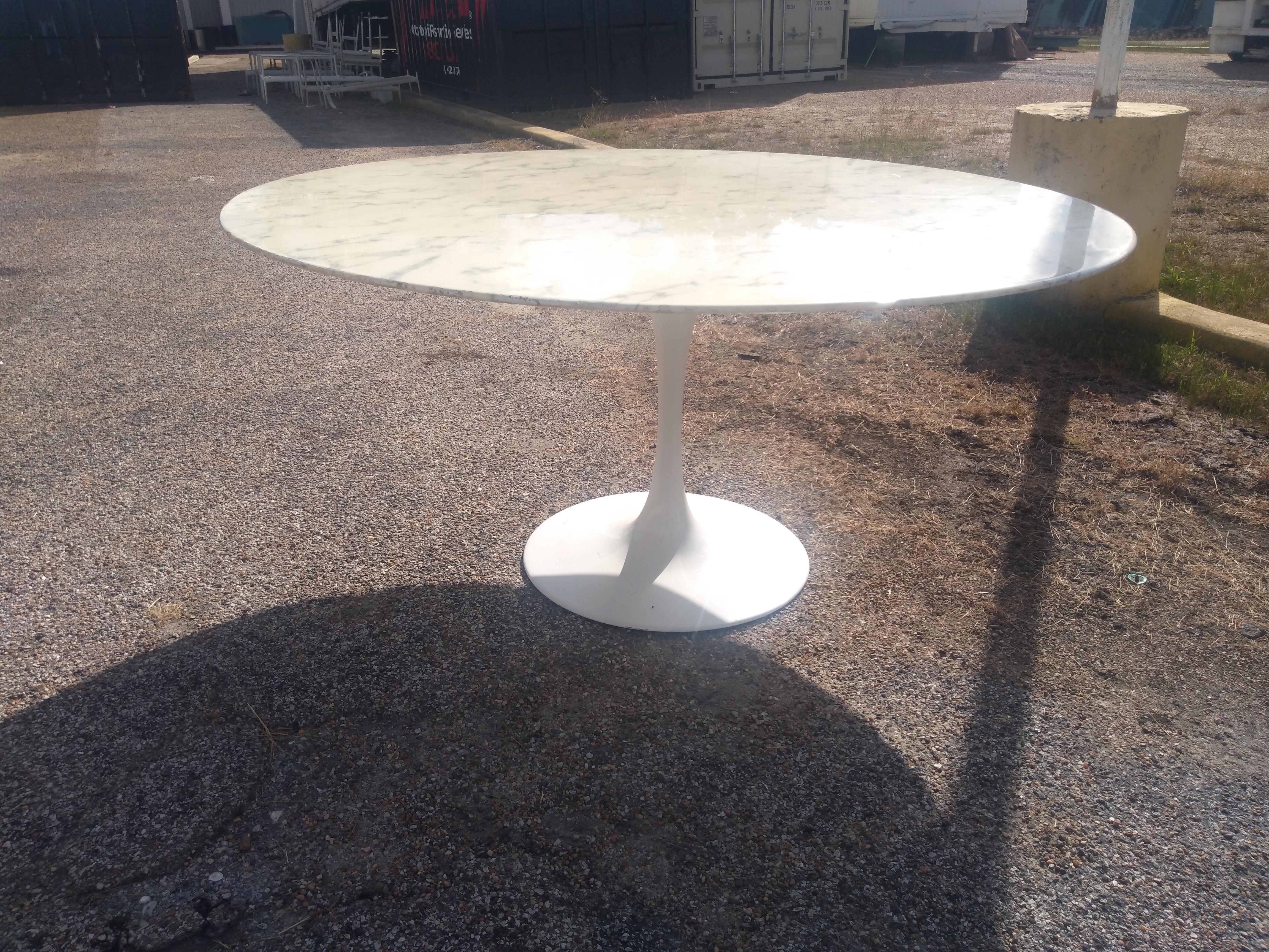 Mesa de Comedor Tulip de 60