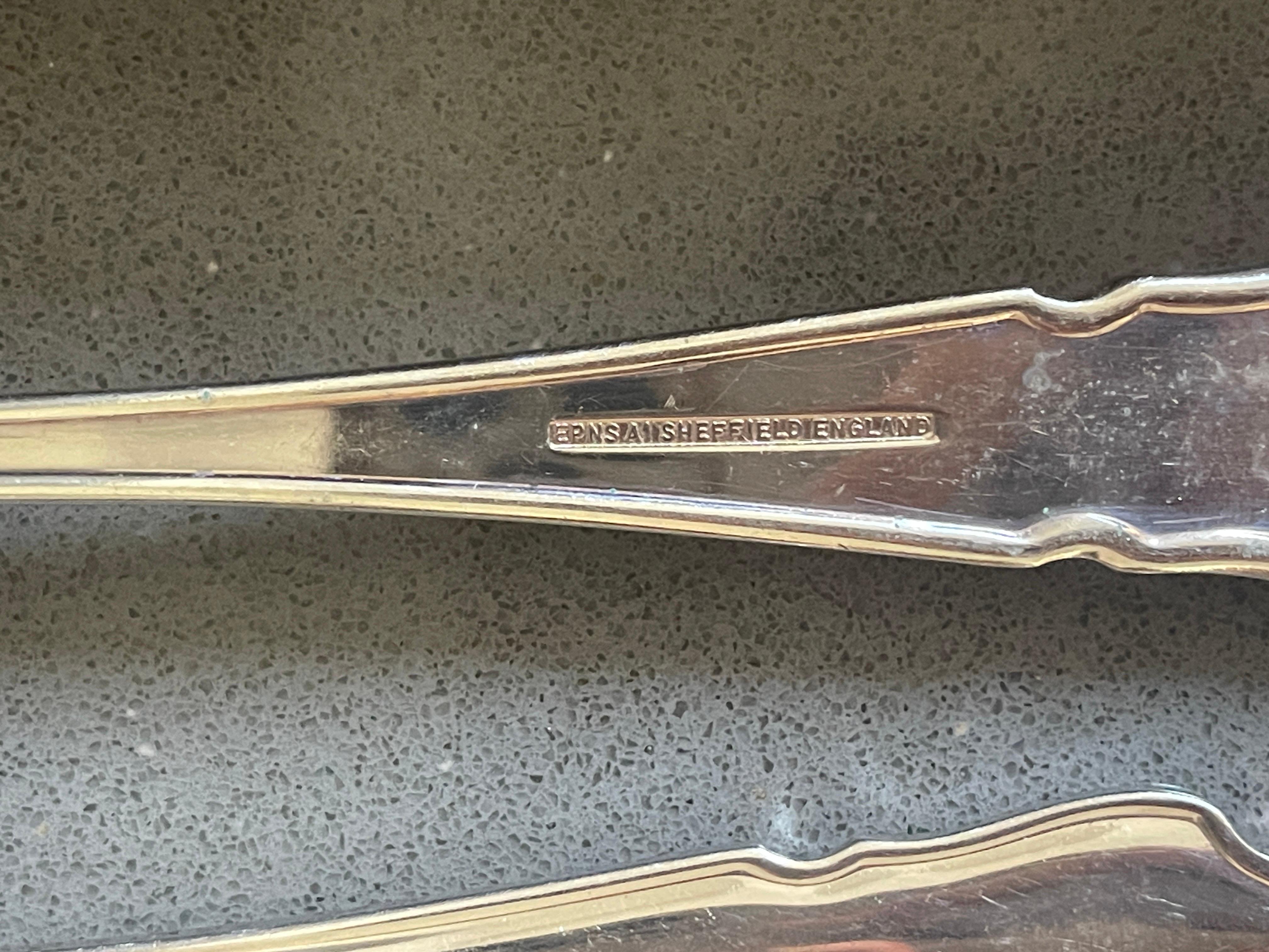 Service de couverts anglais vintage de 60 pièces en métal argenté à motif de rois X8 en vente 6
