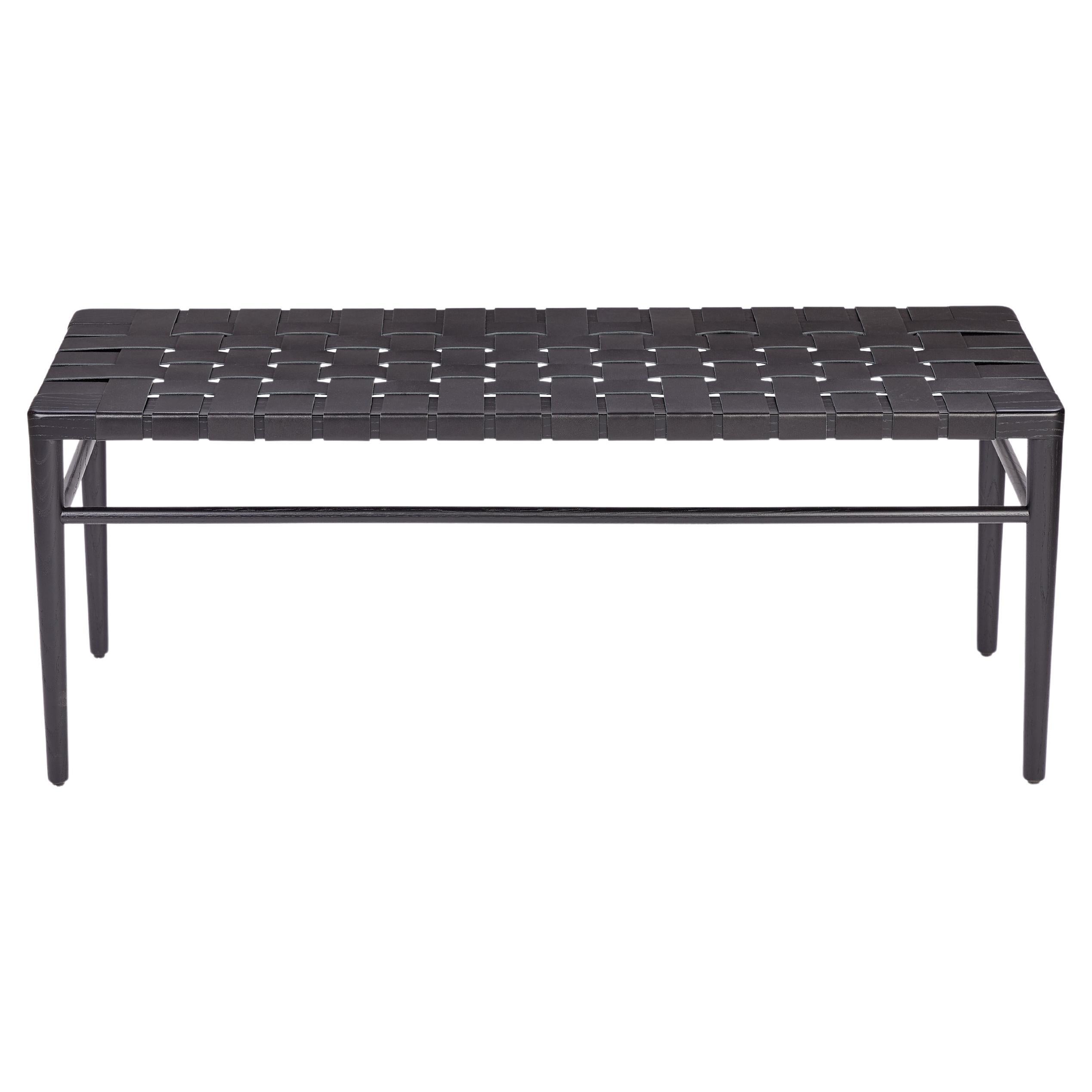 Panca in pelle intrecciata da 60" in frassino ebanizzato e pelle nera di Mel Smilow