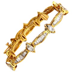 Bracelet tennis 18 carats avec diamants baguettes et marquises de 6,00 carats G/Vs