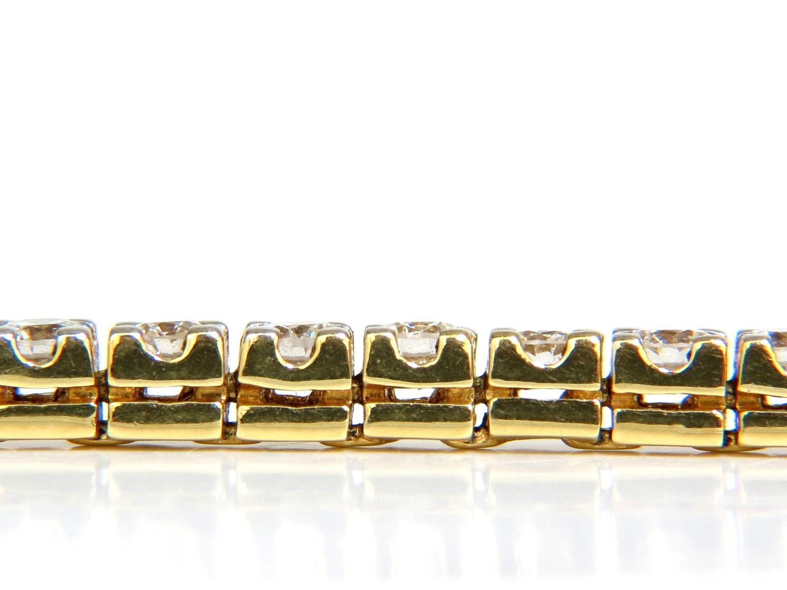 Taille ronde 6.00 Carat Classic Diamond Tennis Bracelet G/VS 14 Karat en vente