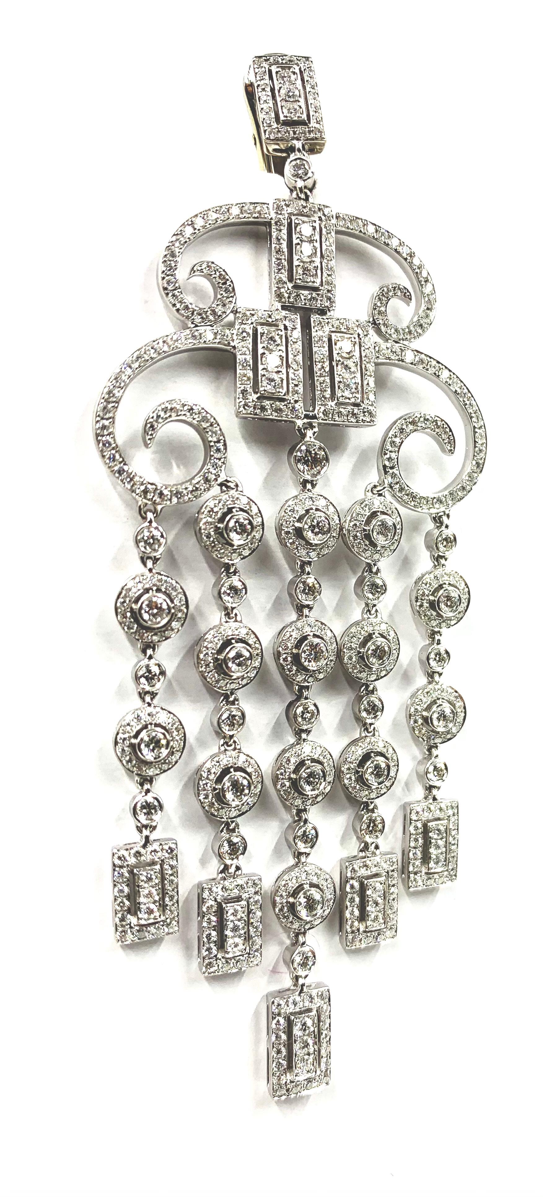Round Cut Estate Art Deco Style 6.00 TCW Diamond 18 Karat White Gold Chandelier Earrings For Sale