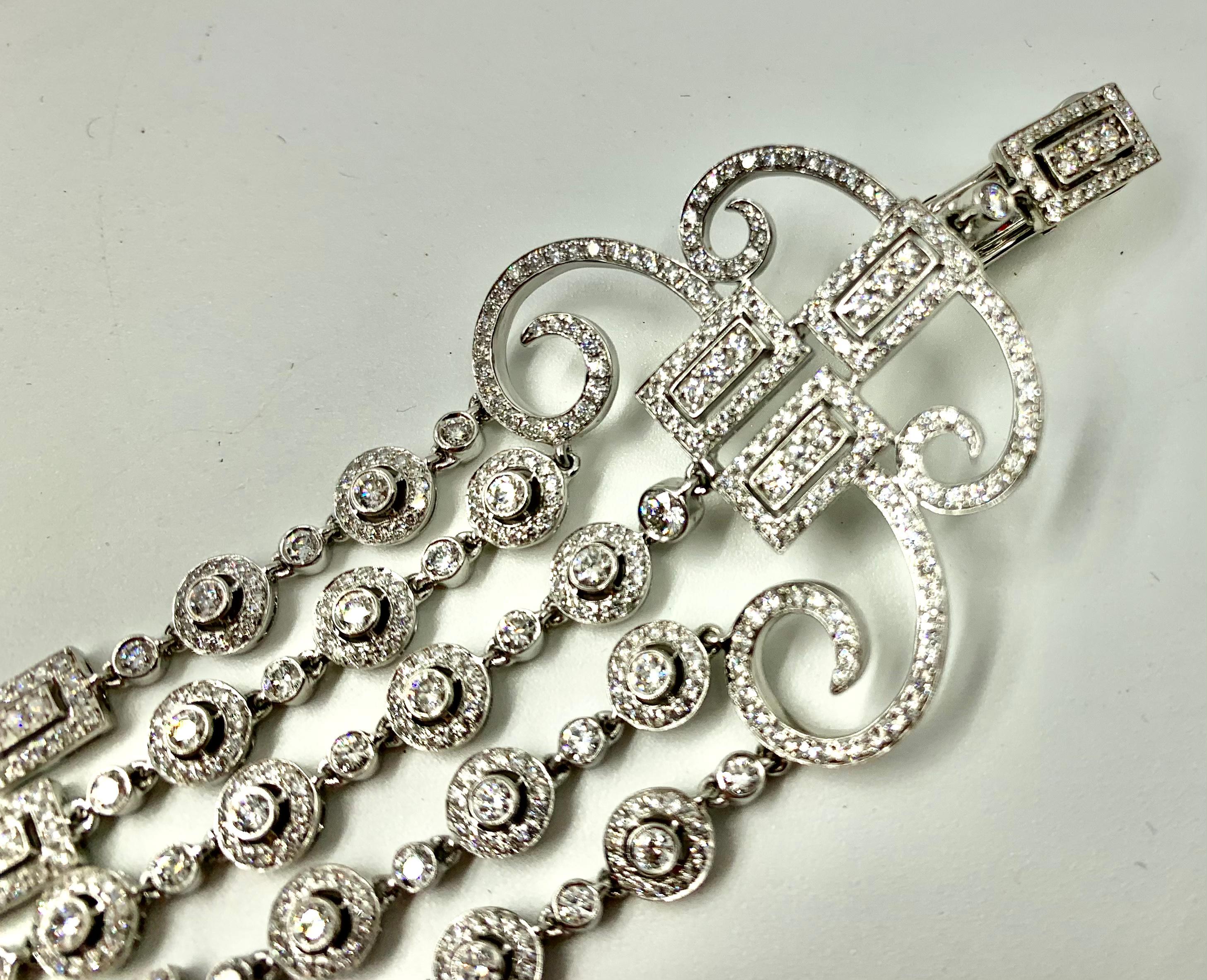Boucles d'oreilles chandelier de style Art déco en or blanc 18 carats et diamants blancs, 6,00 TCW en vente 3