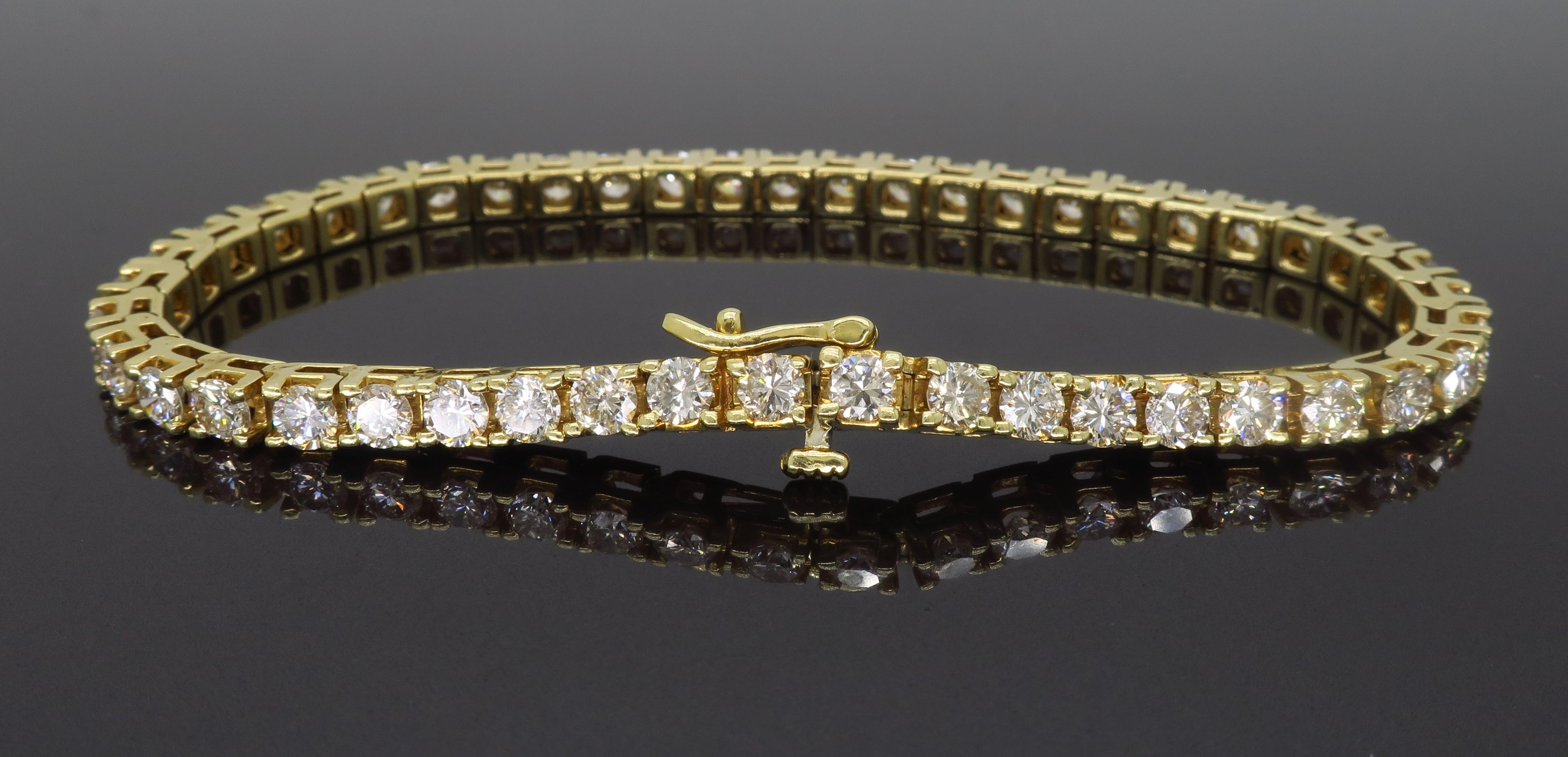 6.00 Carat Diamond Tennis Bracelet In Excellent Condition In Webster, NY