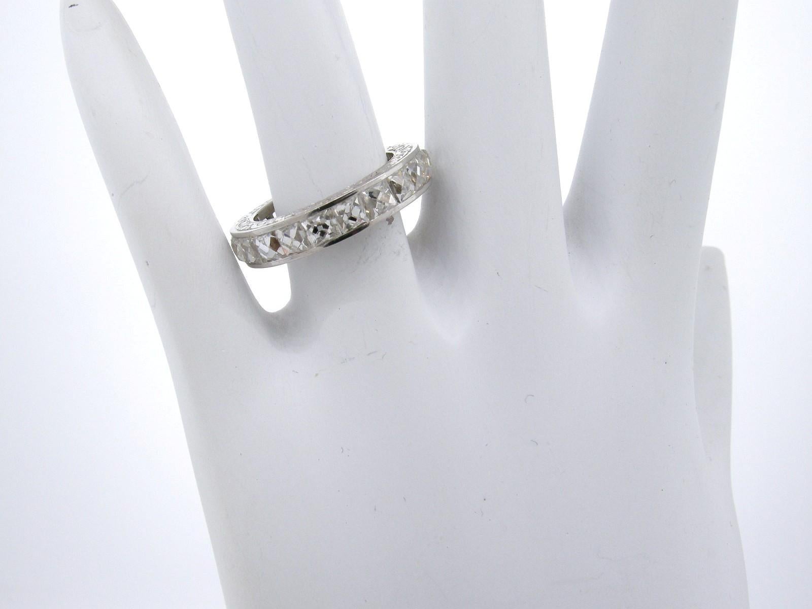 6.00 Carat French Cut Diamonds Eternity Band In New Condition In Beverly Hills, CA
