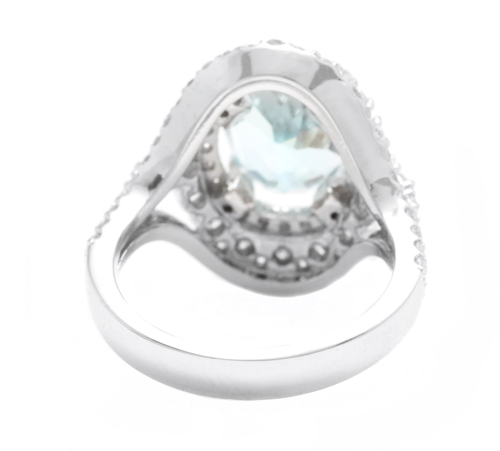 6.00 Carat Natural Aquamarine and Diamond 14 Karat Solid White Gold Ring In New Condition For Sale In Los Angeles, CA