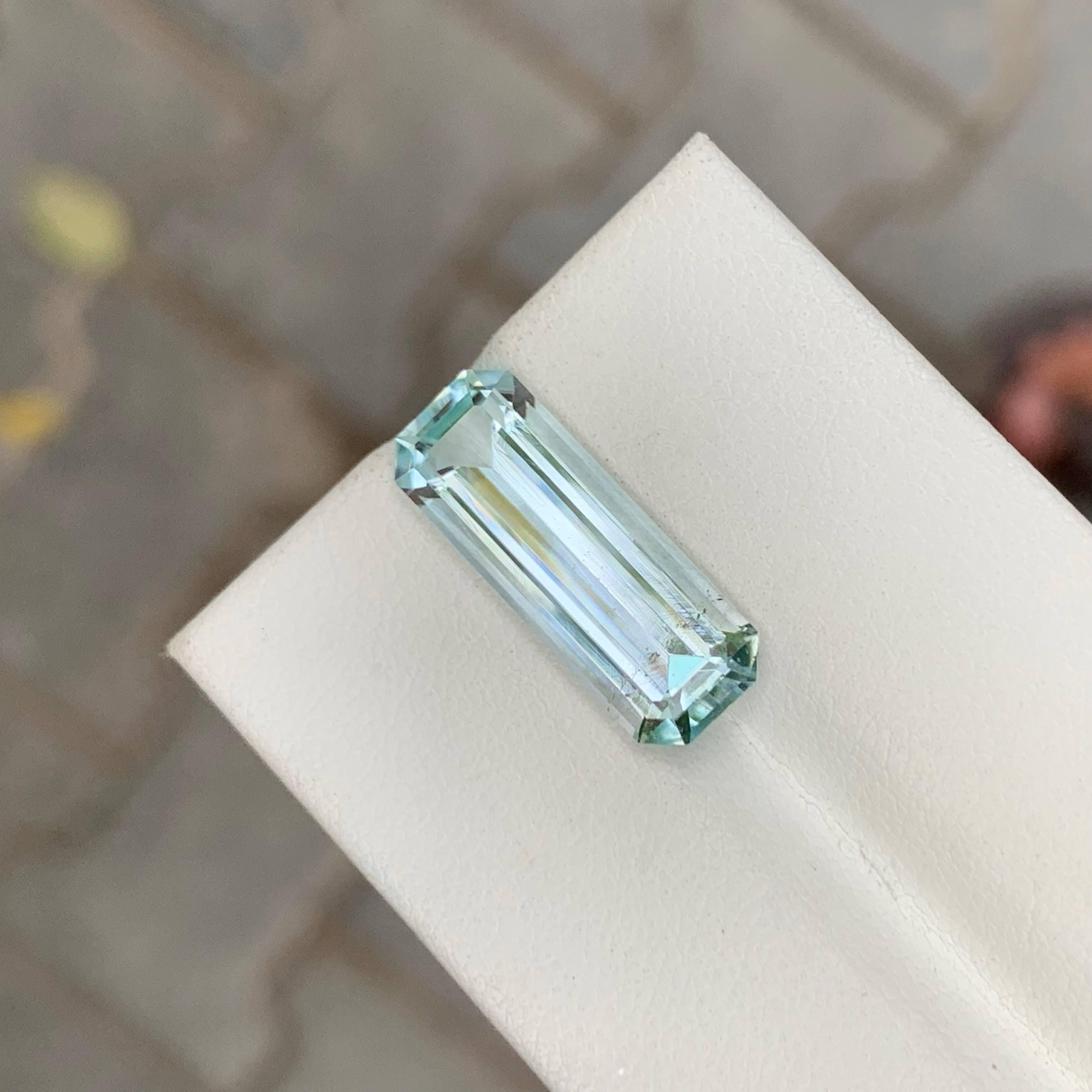 6.00 Carat Natural Loose Light Blue Aquamarine Stone Emerald Cut Pakistani Gem For Sale 5