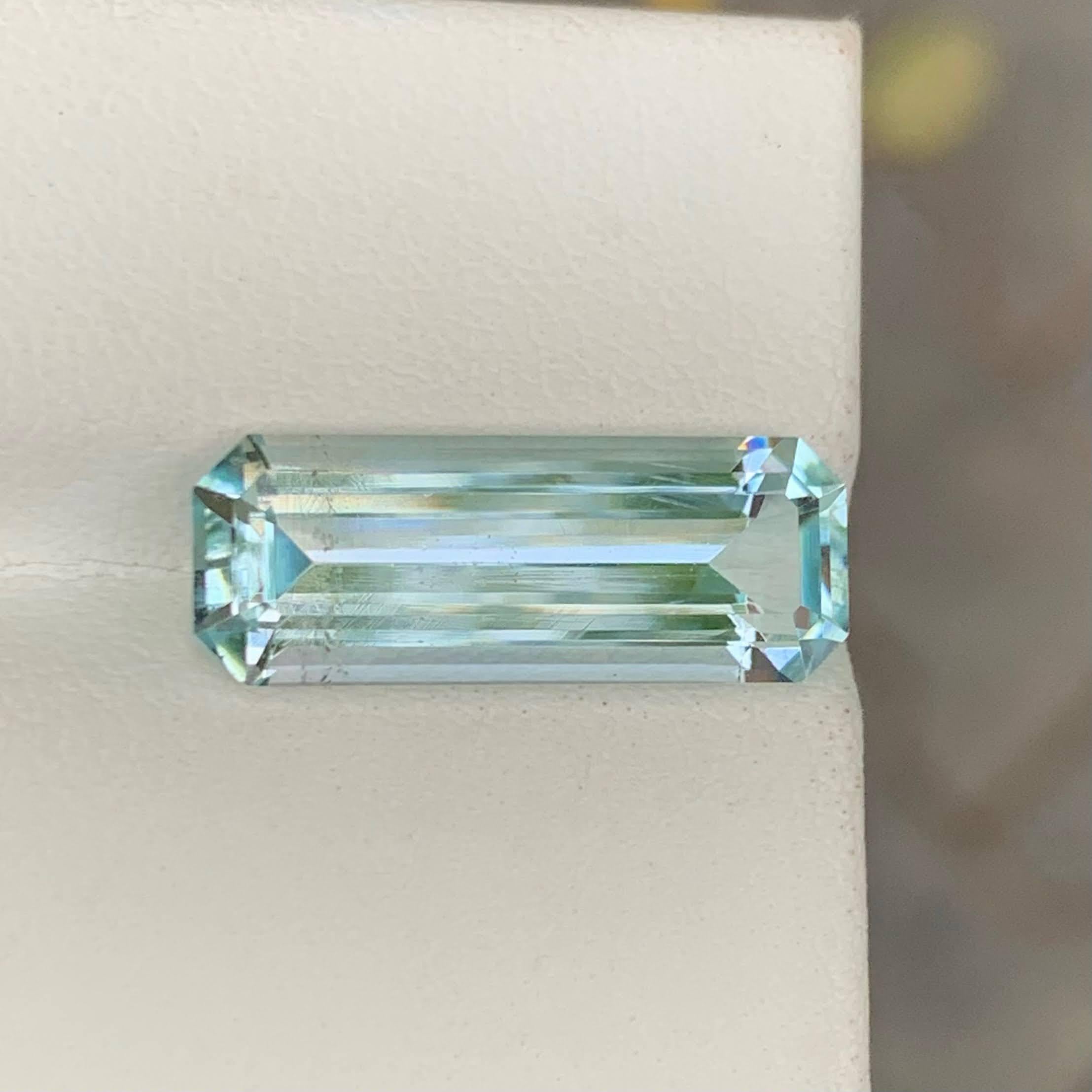 Weight 6.00 carat 
Dimensions 9.4x7.3x5.5mm
Treatment None
Origin Pakistan 
Clarity VVS 
Shape Cut Emerald 




The 6.00 Carat Natural Loose Light Blue Aquamarine is a stunning gemstone admired for its serene, ocean-like hue. Expertly crafted in a