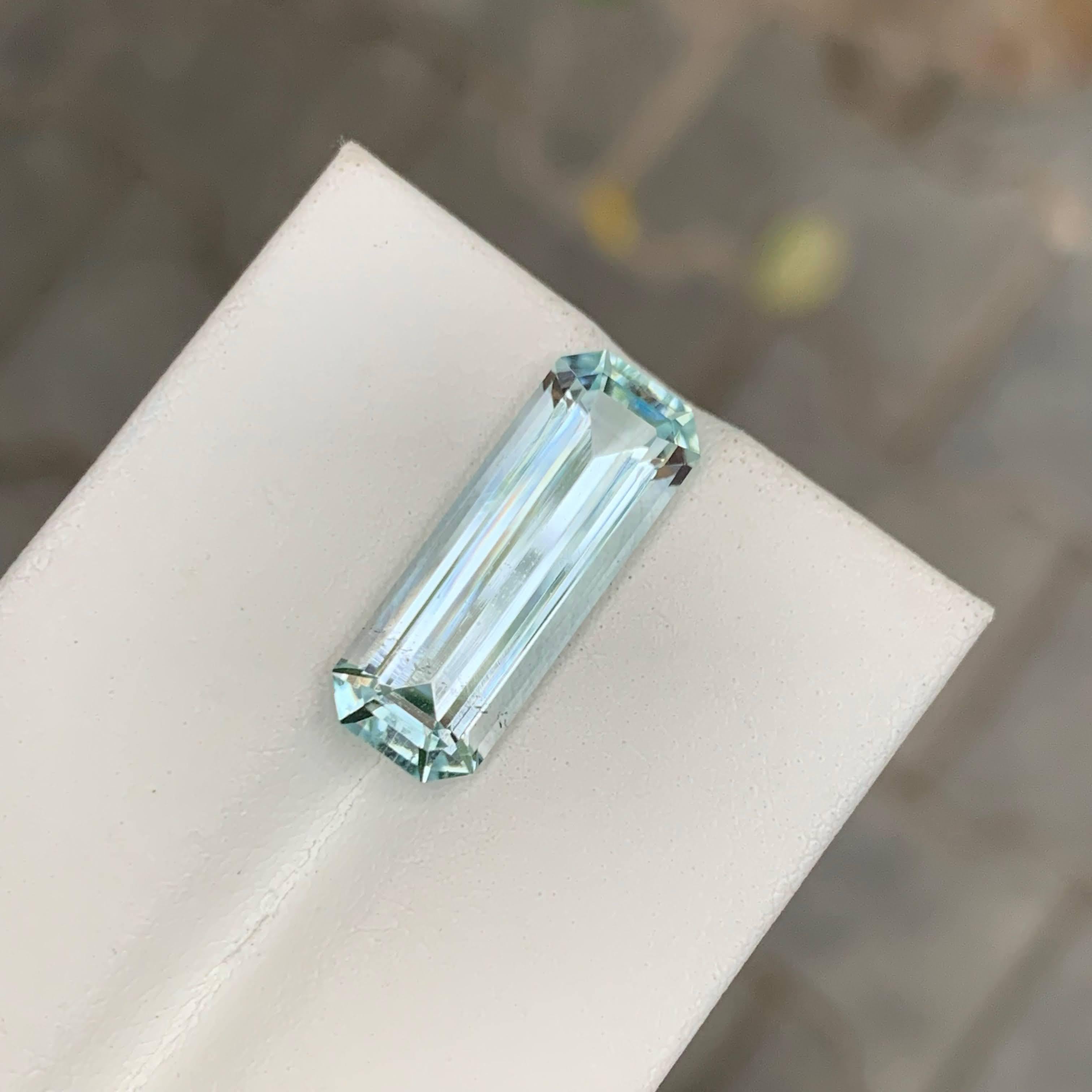 6.00 Carat Natural Loose Light Blue Aquamarine Stone Emerald Cut Pakistani Gem For Sale 3