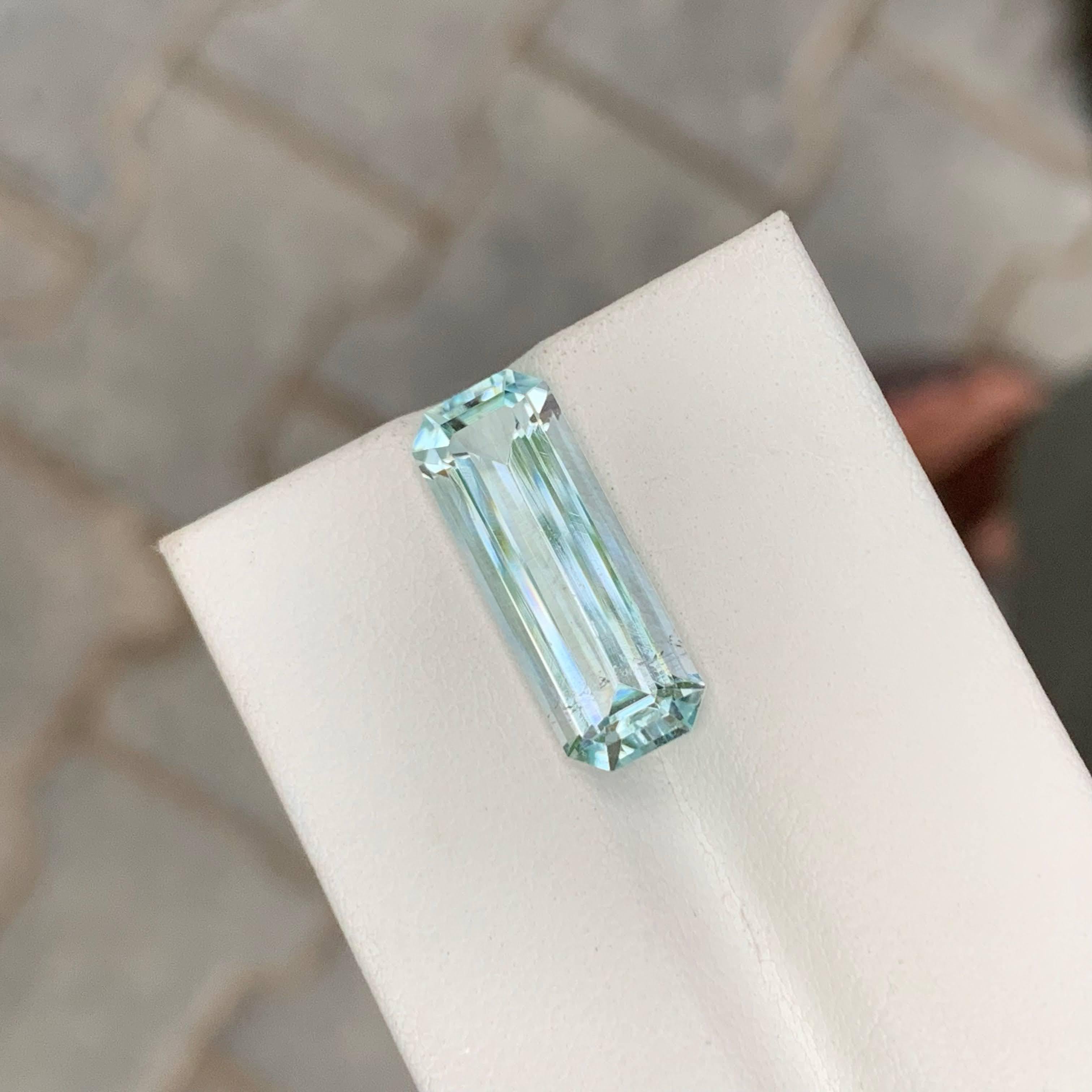 6.00 Carat Natural Loose Light Blue Aquamarine Stone Emerald Cut Pakistani Gem For Sale 4