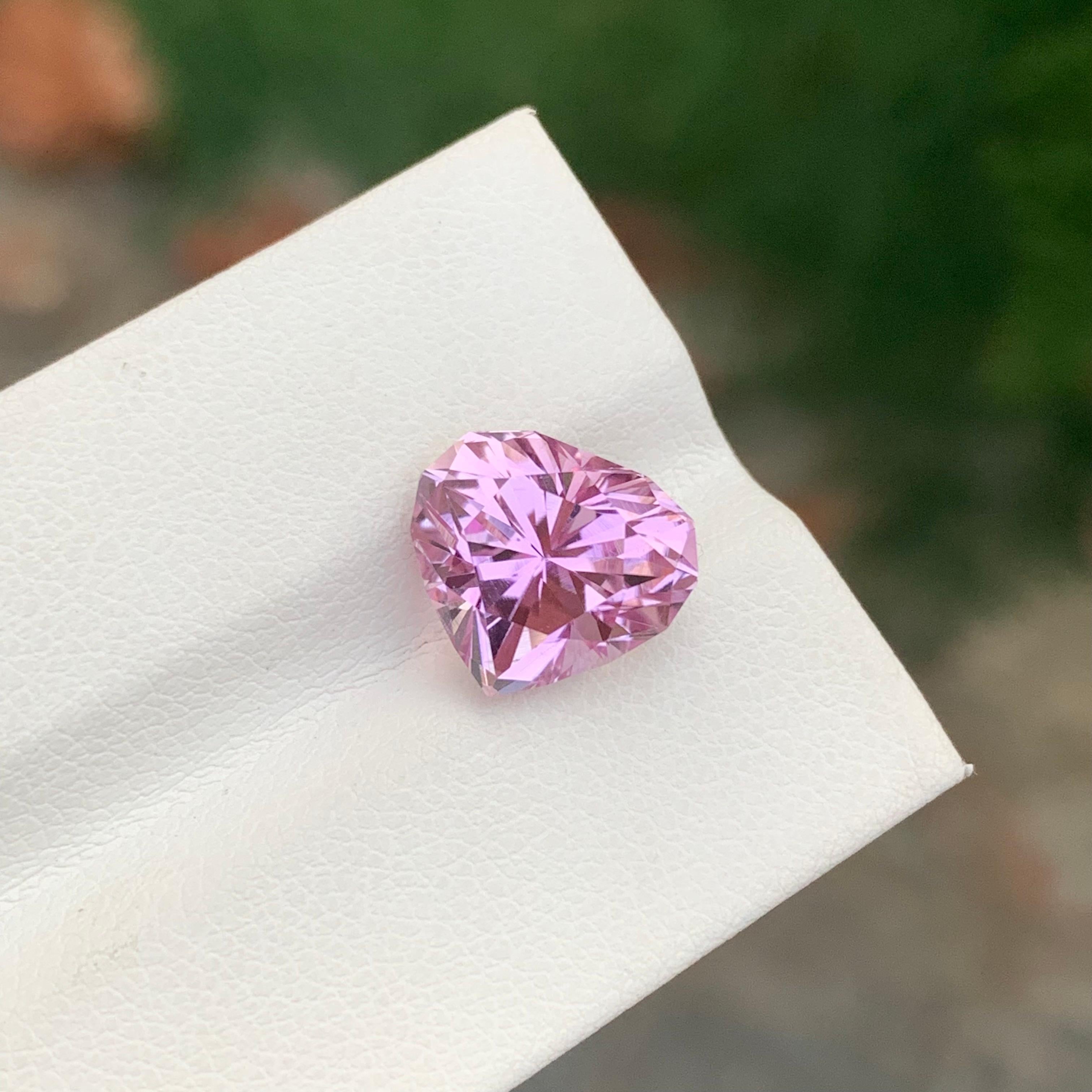 6.00 Carat Natural Loose Pink Kunzite Heart Shape Gemstone For Jewellery For Sale 3