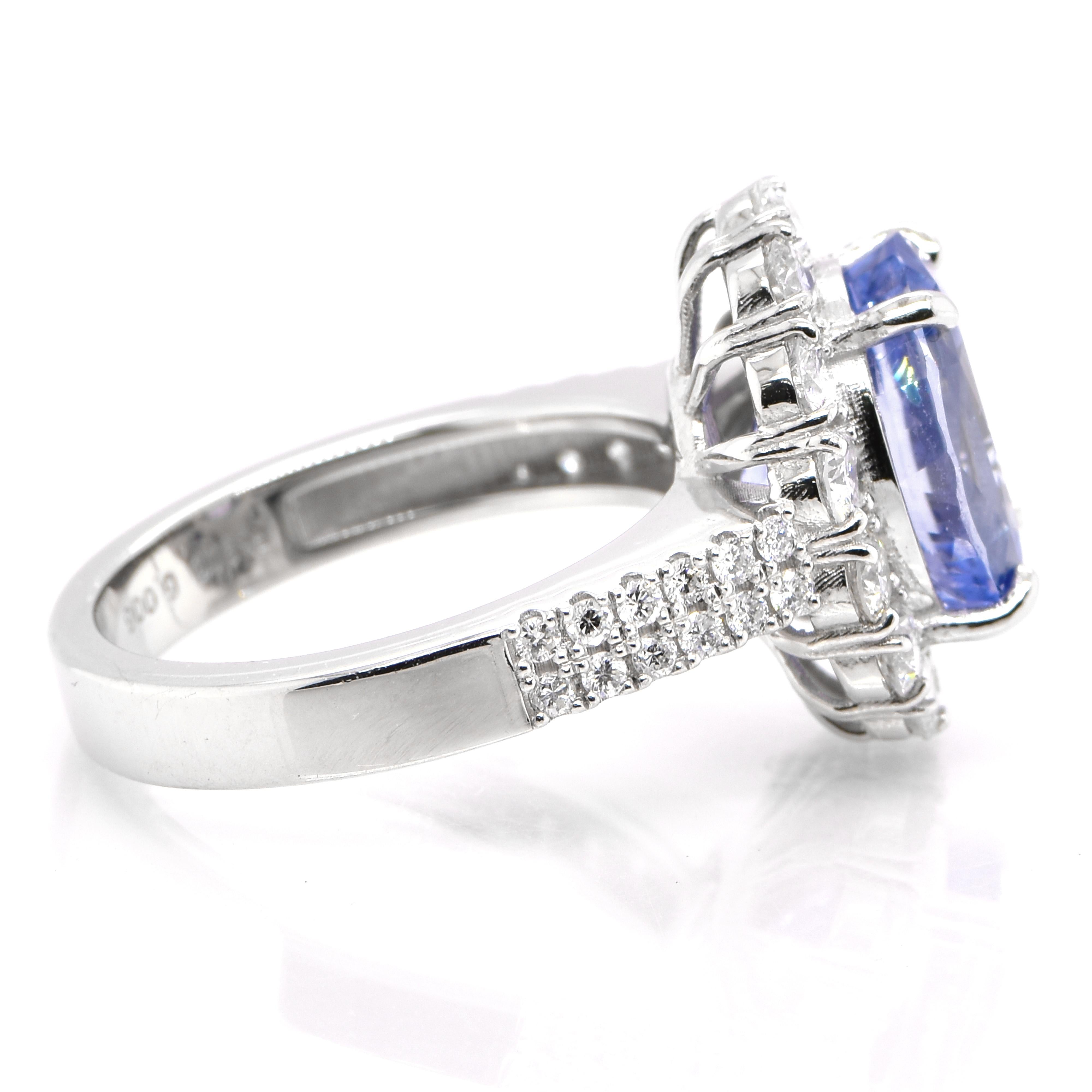 6.00 Carat Natural Unheated Sapphire and Diamond Cocktail Ring Made in Platinum In New Condition For Sale In Tokyo, JP