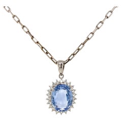 Collier pendentif en platine avec diamants et saphir ovale de 6,00 carats, certifié GIA, sans chaleur