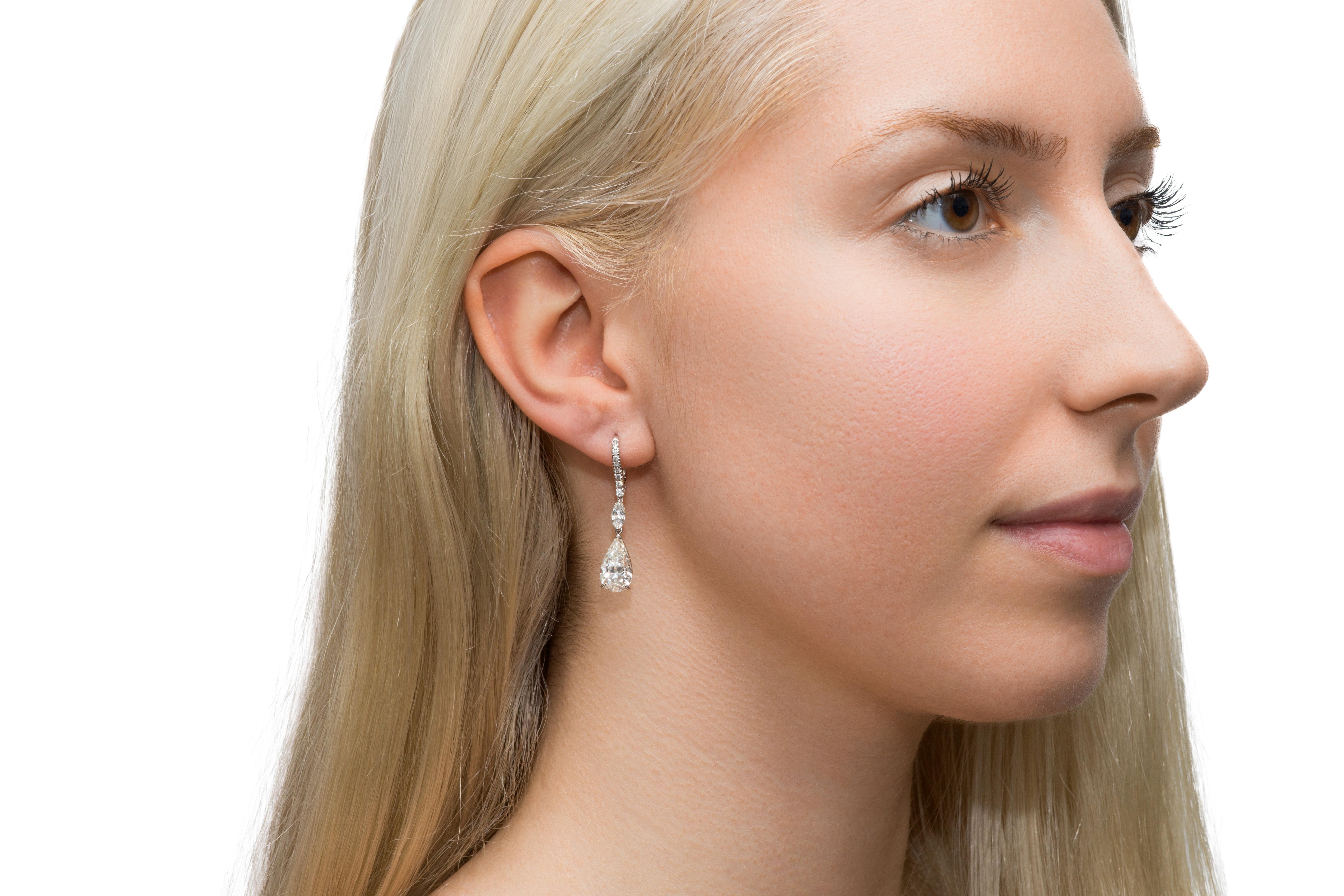 6.00 Carat Pear-Shaped Diamond Drop Earrings In Good Condition For Sale In New York, NY