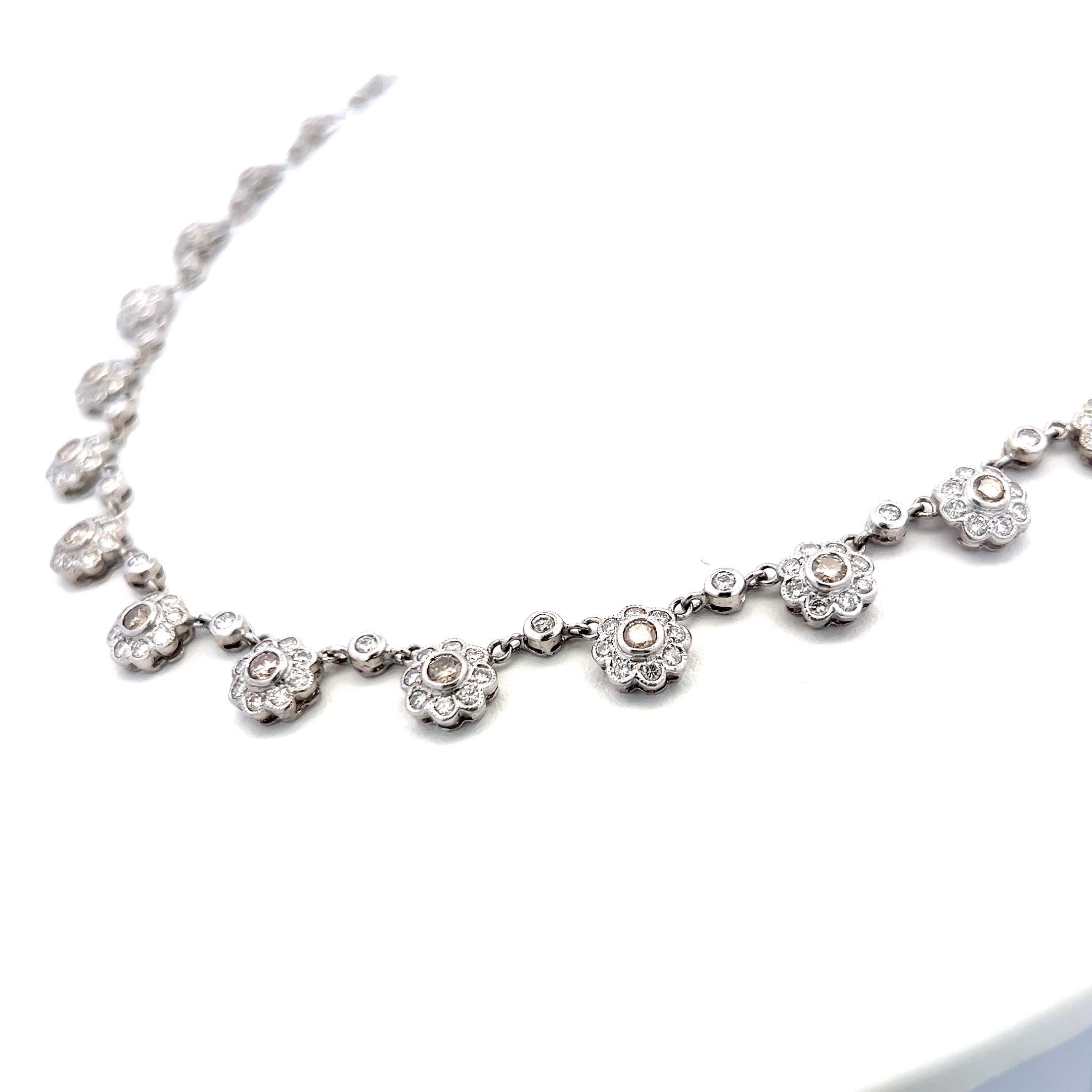 Titolo:
6,00 carati di diamante rotondo a brillante Fancy Brown-H SI in oro bianco 18 carati Collana Station
Stile:
Stazione
Metallo:
Oro bianco 18 carati
Gemma 1:
Diamante da 3 carati
Numero di pietre:
30
Colore:
FB
Chiarezza:
SI
Forma:
Brillante