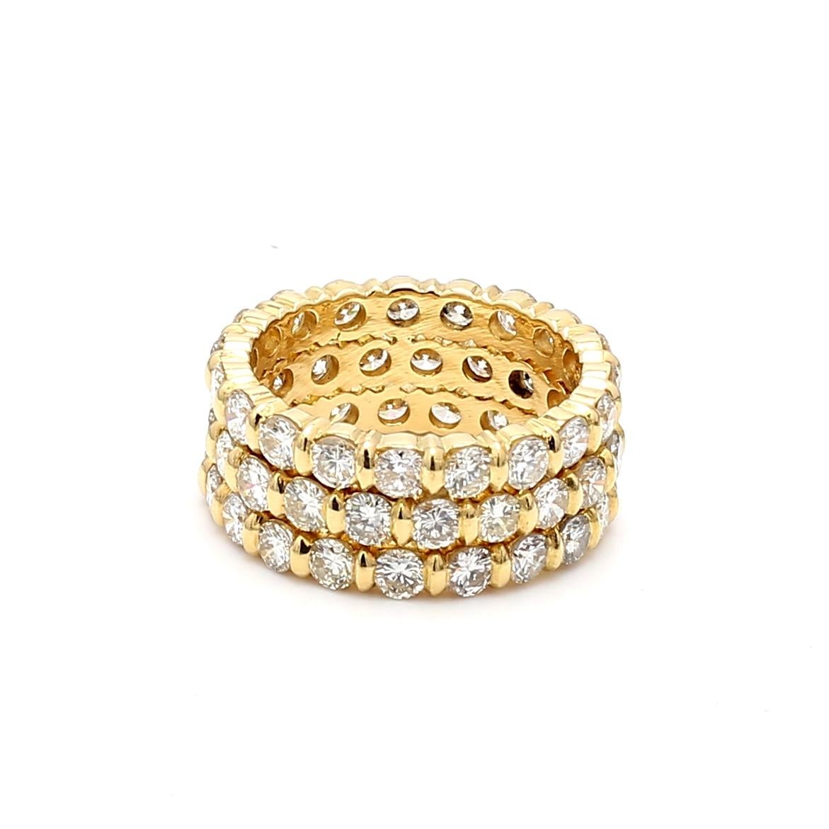 Brilliant Cut 6.00 Carat Round Brilliant G VS1 Diamond 18 Karat Yellow Gold Band Ring For Sale