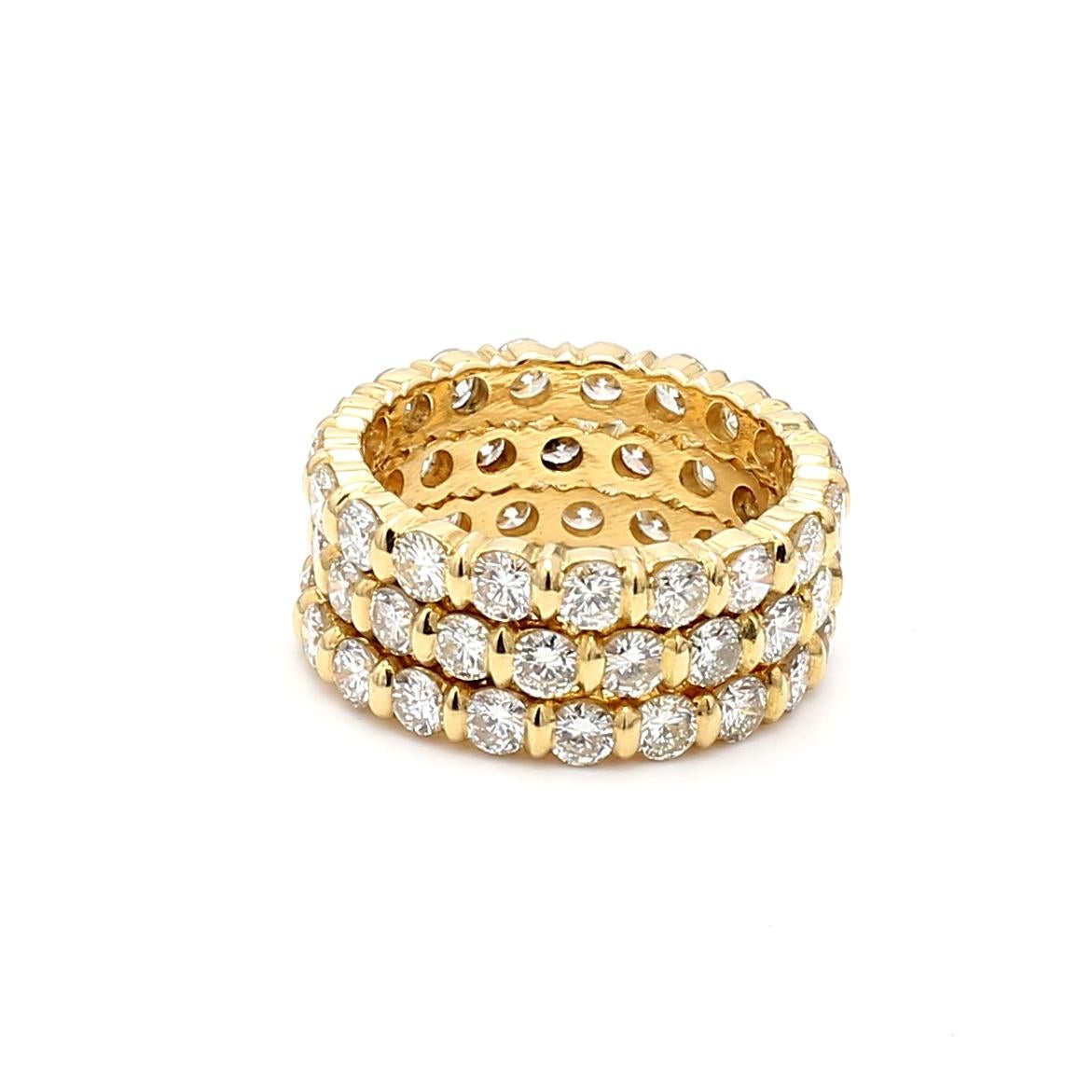 6.00 Carat Round Brilliant G VS1 Diamond 18 Karat Yellow Gold Band Ring In Good Condition For Sale In New York, NY
