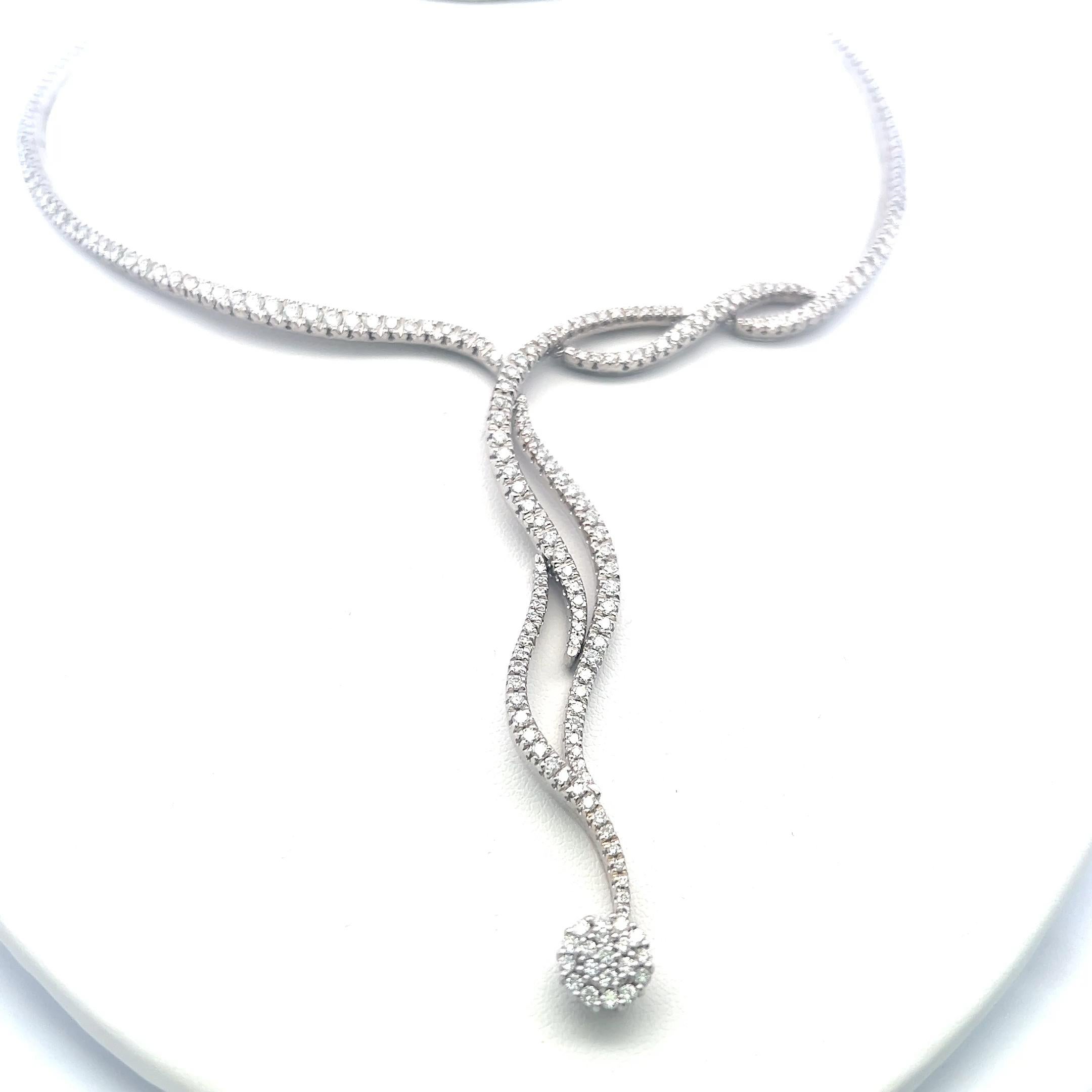 6.00 Carat Round Brilliant H VS Diamond 18 Karat White Gold Collar Necklace In Good Condition For Sale In New York, NY
