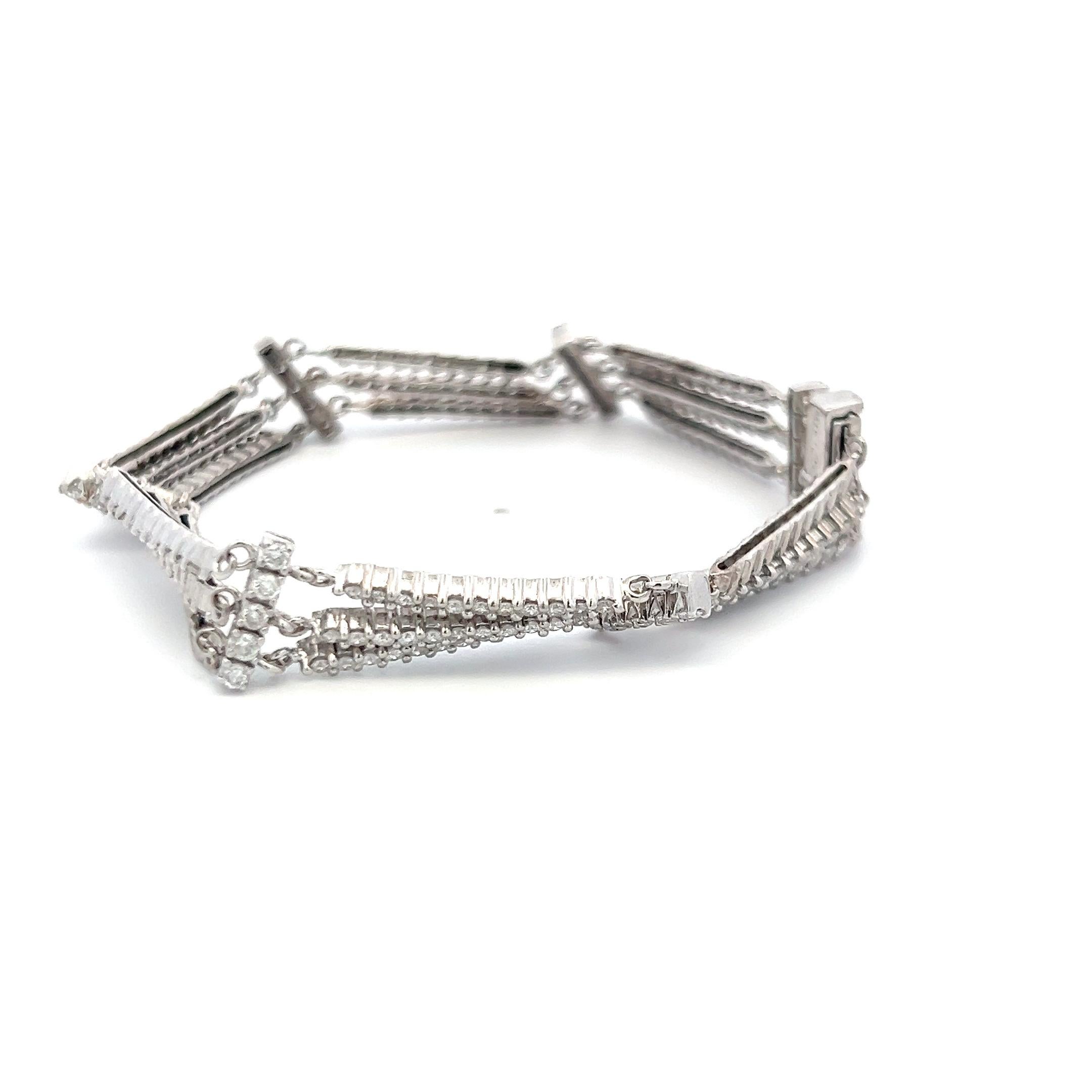 Taille brillant Bracelet à maillons en or blanc 18 carats avec diamants ronds brillants H VS de 6,00 carats en vente