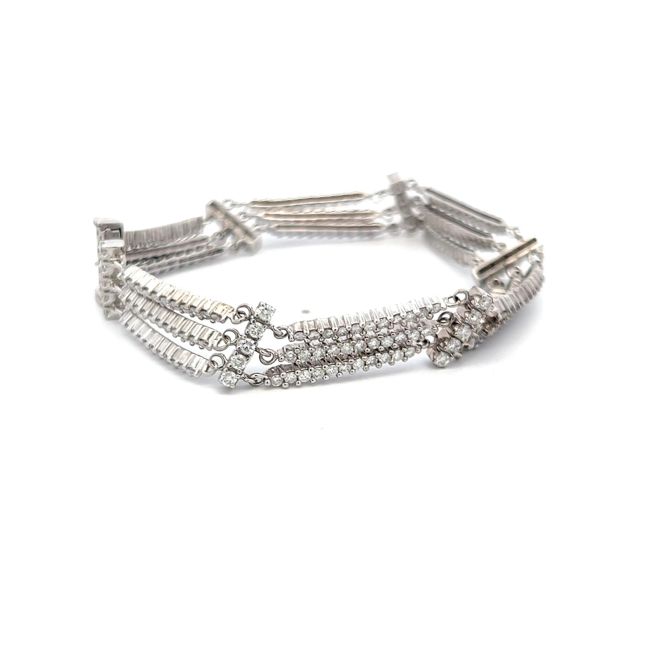 Bracelet à maillons en or blanc 18 carats avec diamants ronds brillants H VS de 6,00 carats Pour femmes en vente