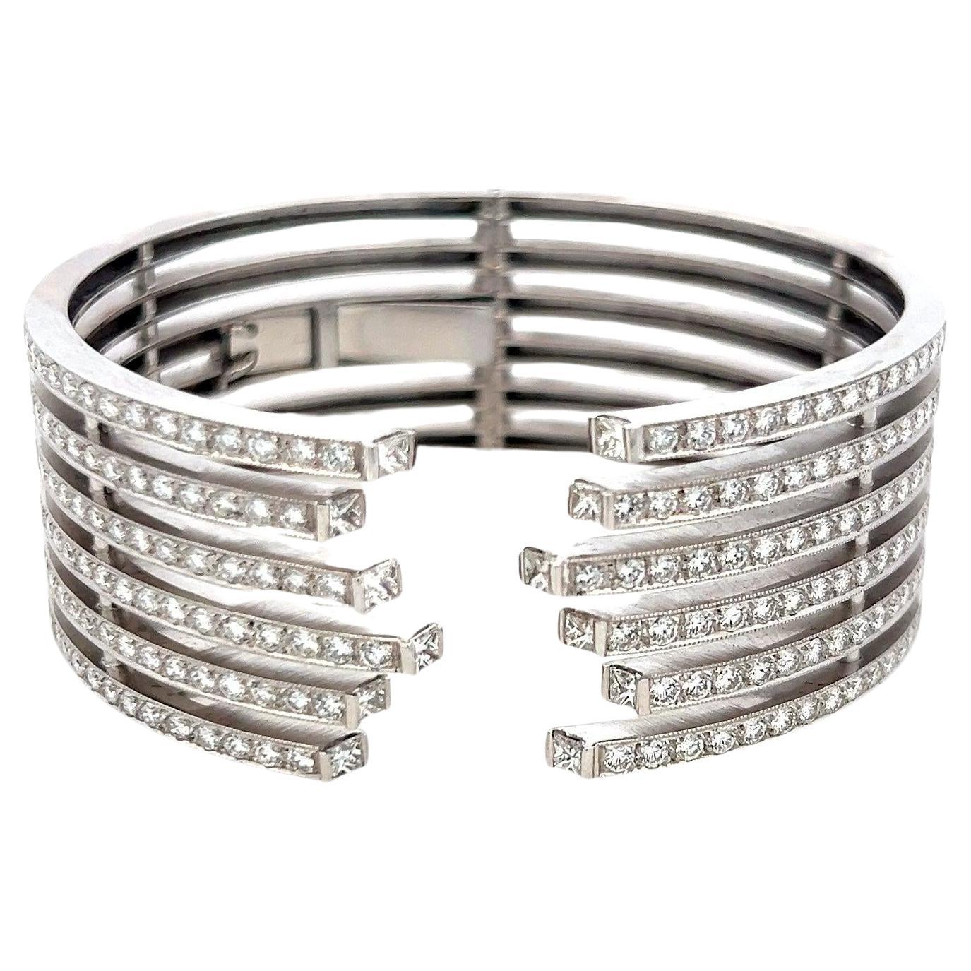 6,00 Karat Runder Brillant I VS1 Diamant 18 Karat Weißgold Manschettenarmband