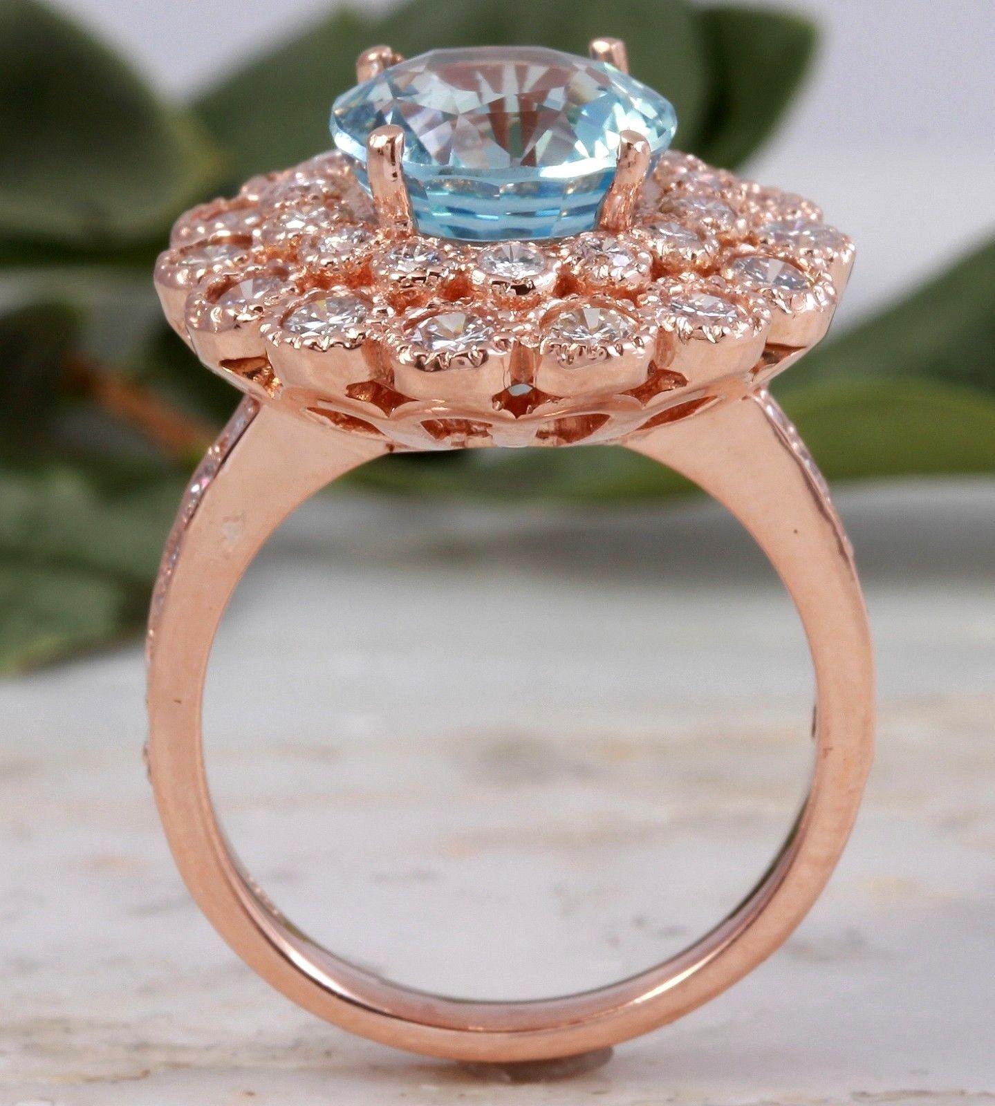 6.00 Carat Natural Aquamarine and Diamond 14 Karat Solid Rose Gold Ring In New Condition For Sale In Los Angeles, CA