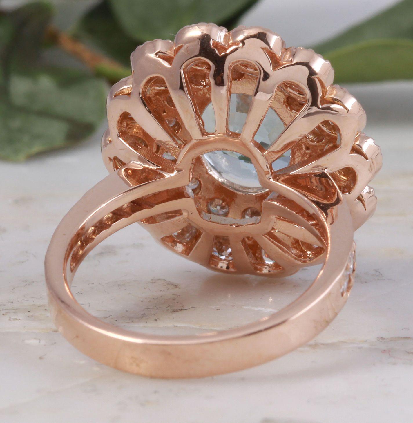 Women's 6.00 Carat Natural Aquamarine and Diamond 14 Karat Solid Rose Gold Ring For Sale