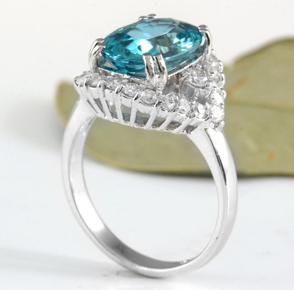 6.00 Carats Natural Blue Zircon and Diamond 14K Solid White Gold Ring For Sale 1