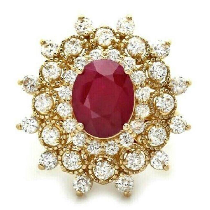 6.00 Carat Natural Red Ruby and Diamond 14 Karat Solid Yellow Gold Ring In New Condition For Sale In Los Angeles, CA