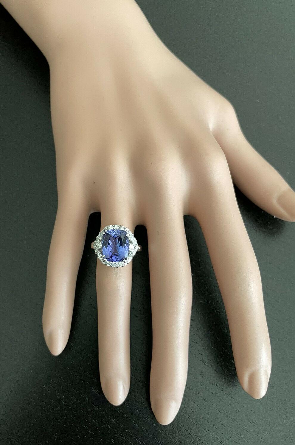 6.00 Carats Natural Tanzanite and Diamond 18k Solid White Gold Ring For Sale 3