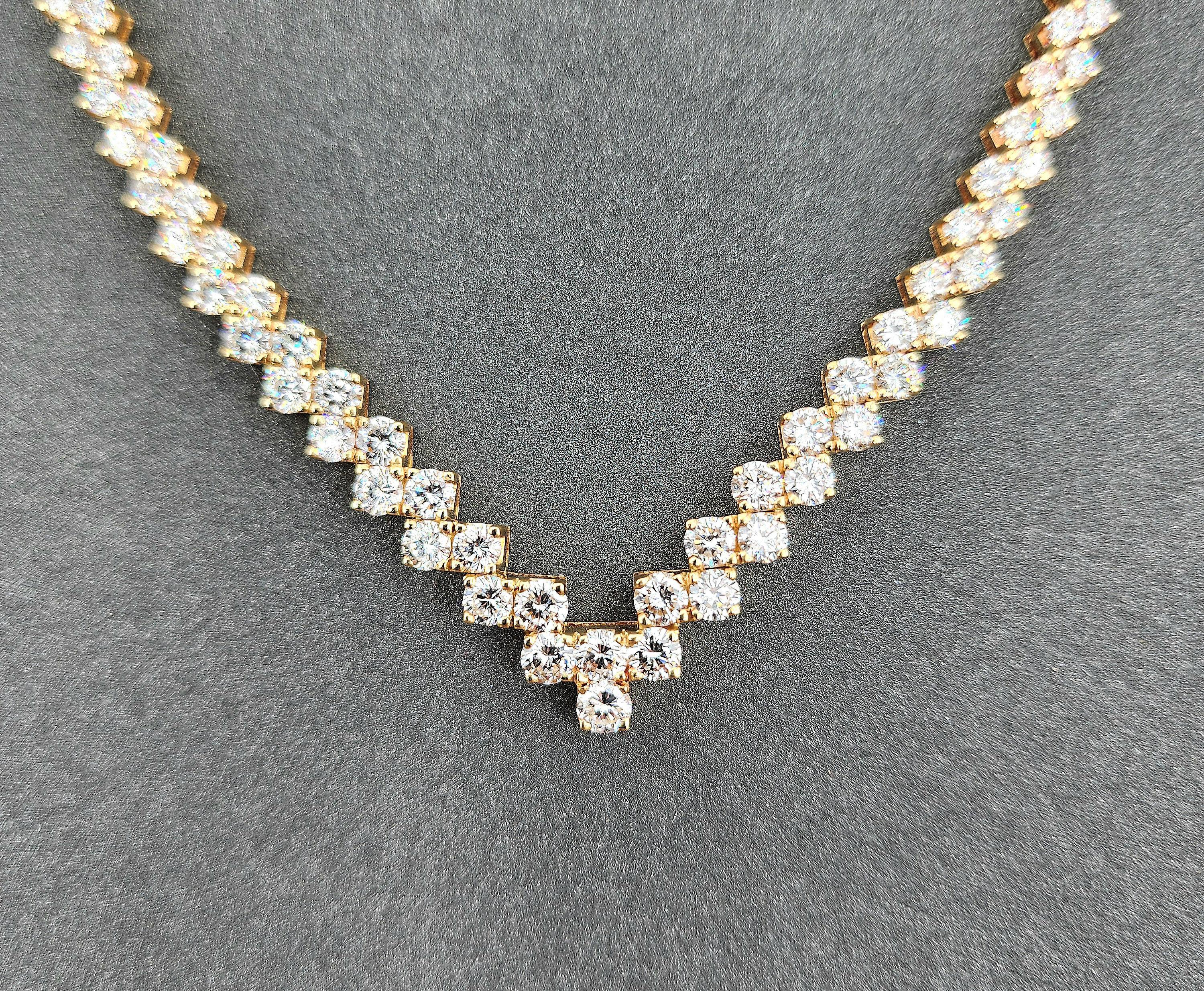 Taglio rotondo Collana di diamanti Zig Zag da 6,00 carati in vendita
