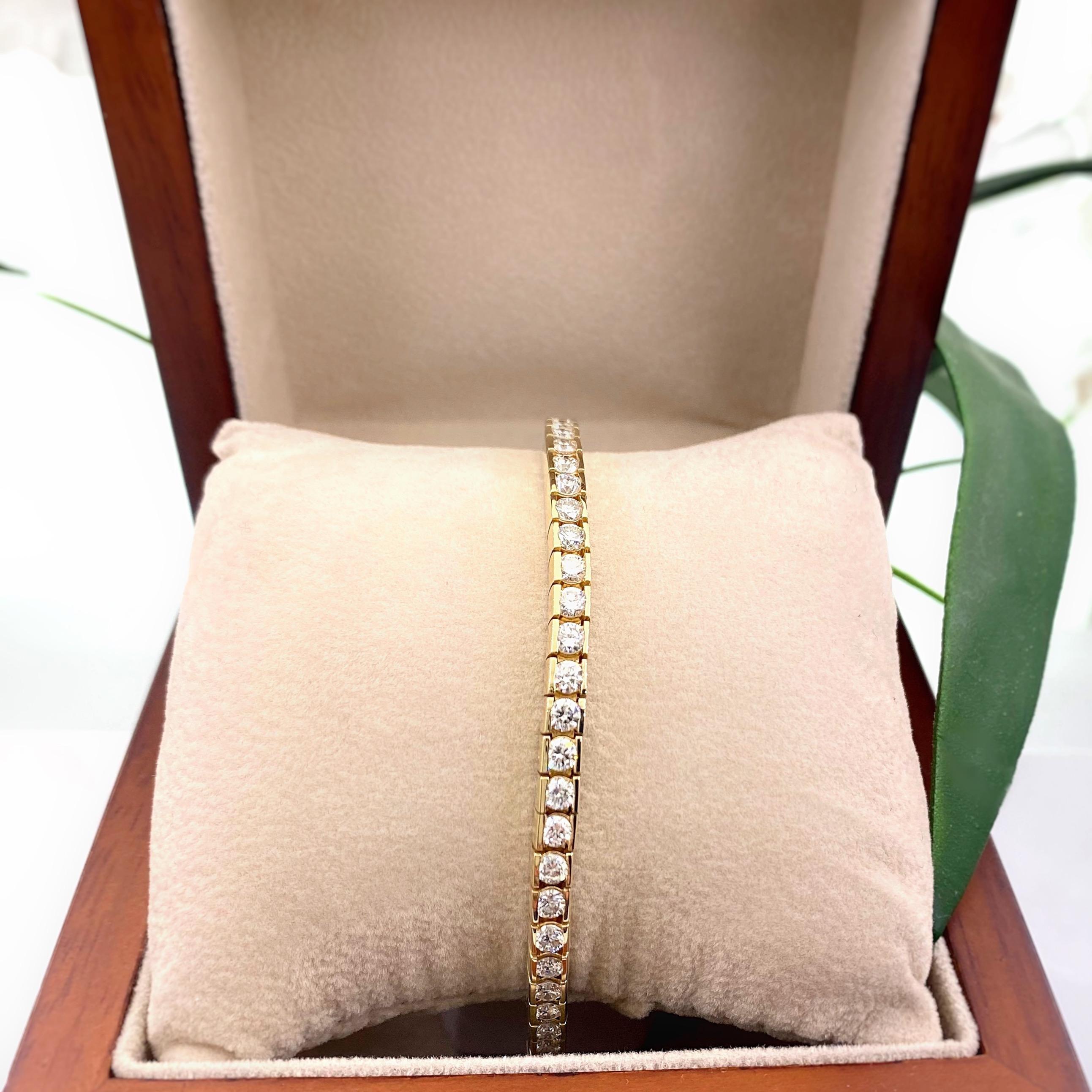 14 karat gold diamond tennis bracelet