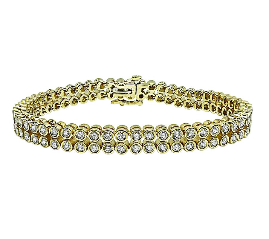 Taille ronde Bracelet en or avec 6.00ct de diamants en vente